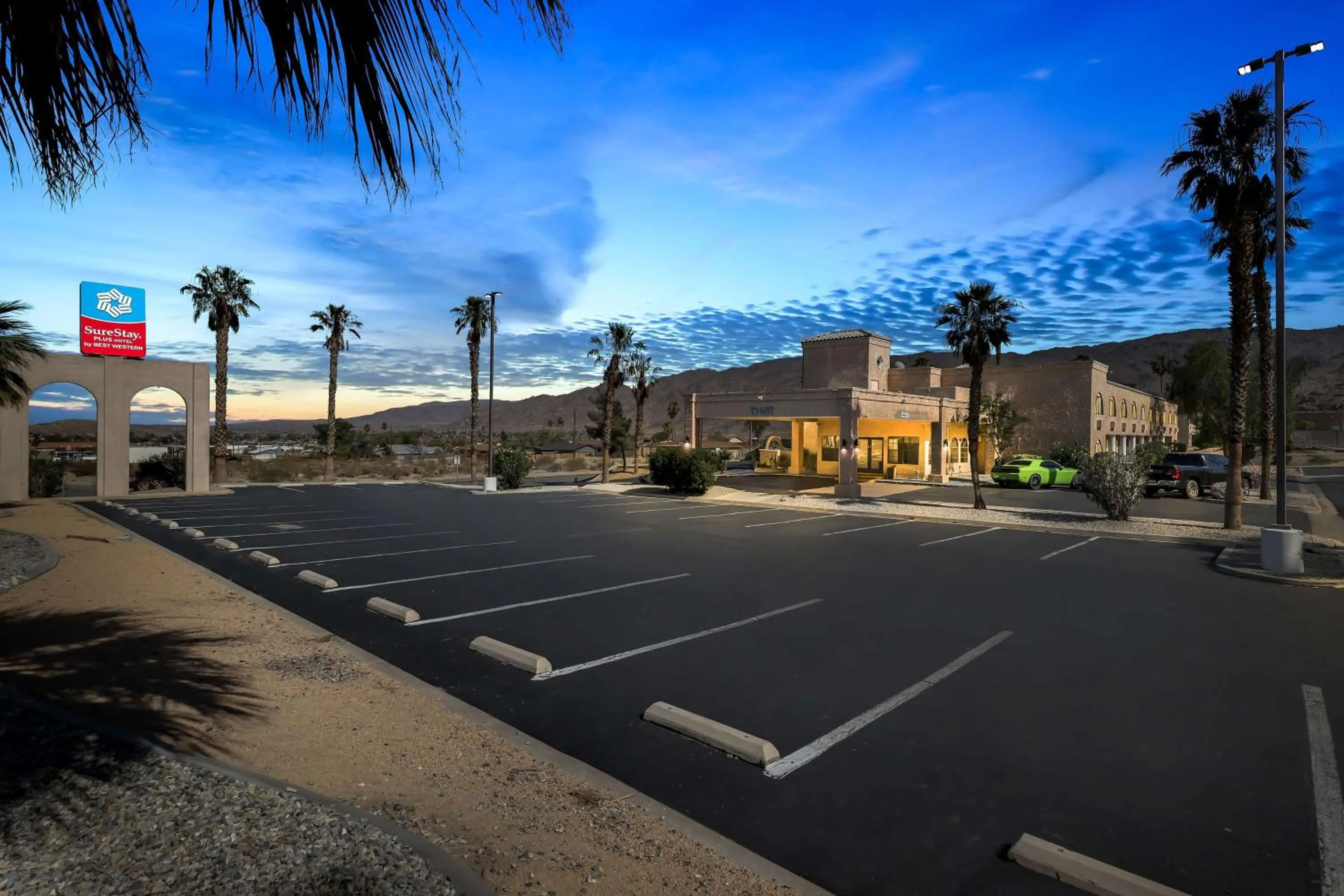 Property building in Sure Stay Plus by Best Western Twentynine Palms Joshua Tree
