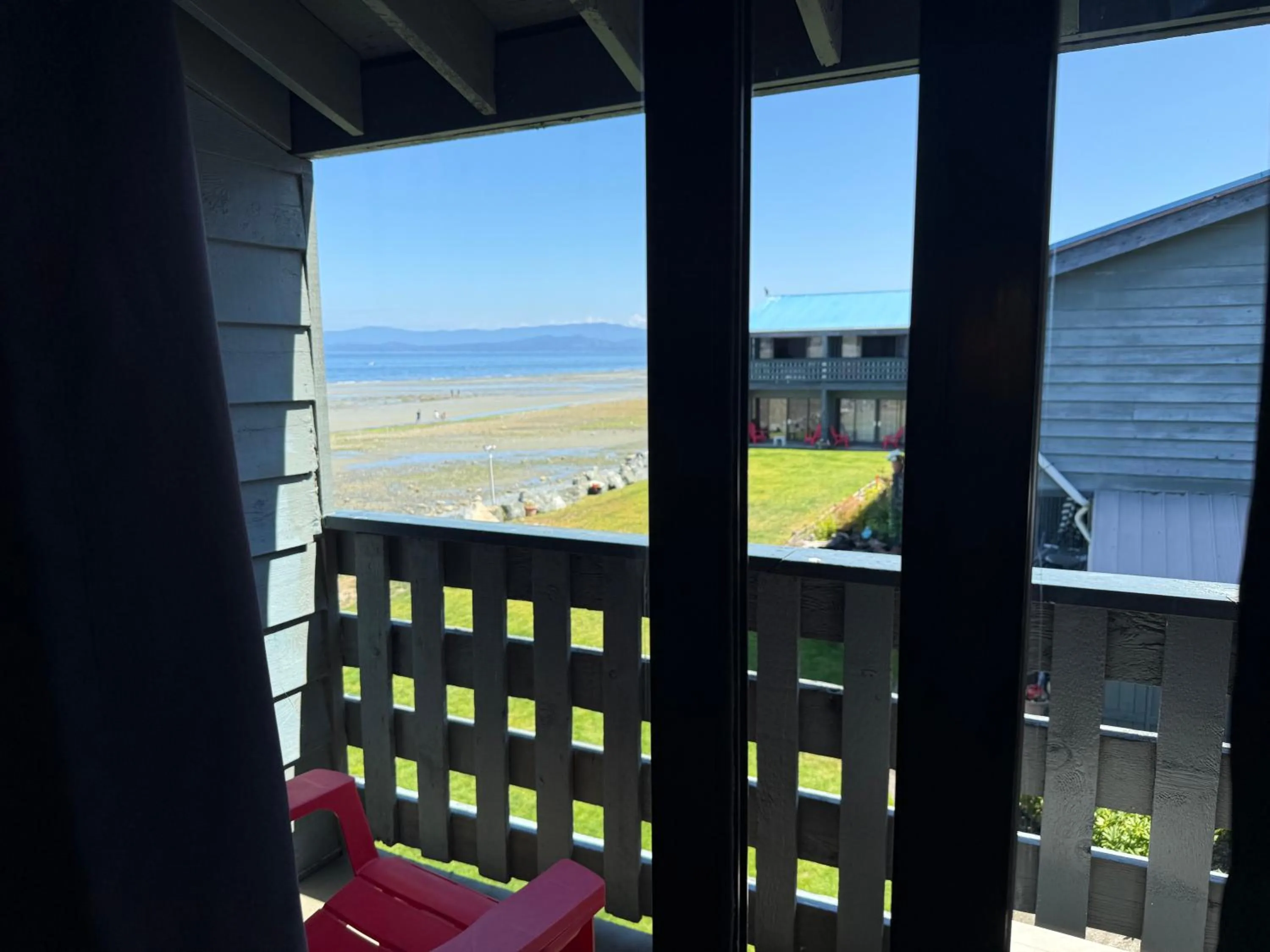 Balcony/Terrace in Sand Pebbles Inn
