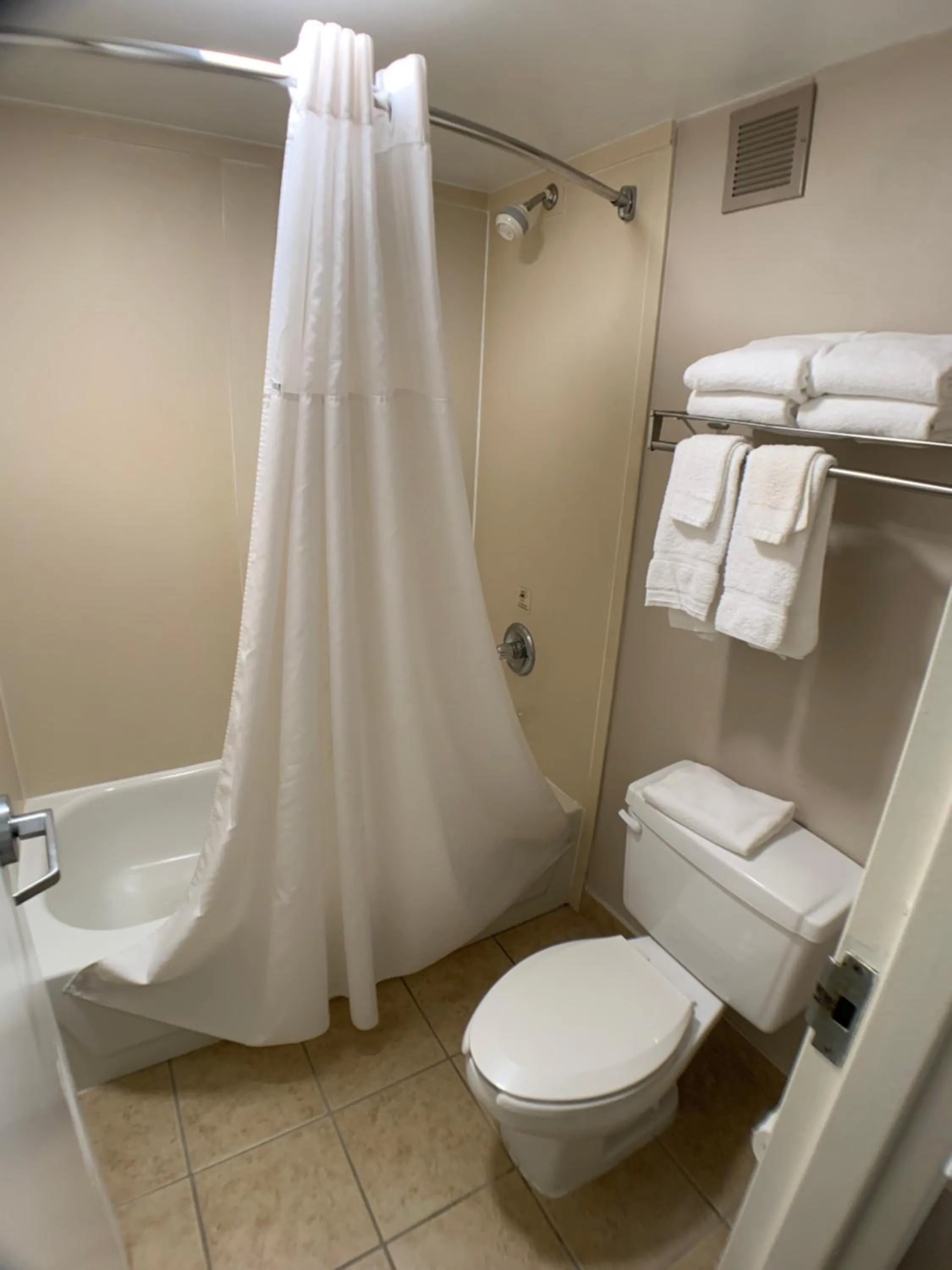 Baymont by Wyndham Griffin