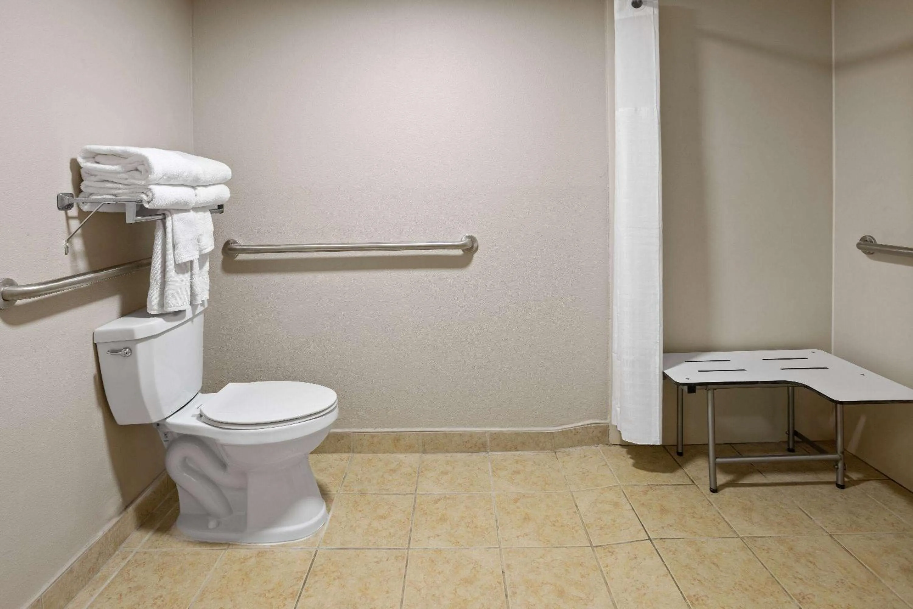 Shower in Baymont by Wyndham Griffin