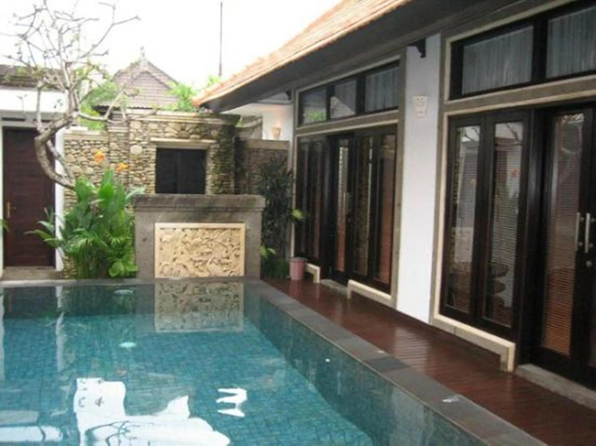 Swimming pool in Villa Cantik Tresna