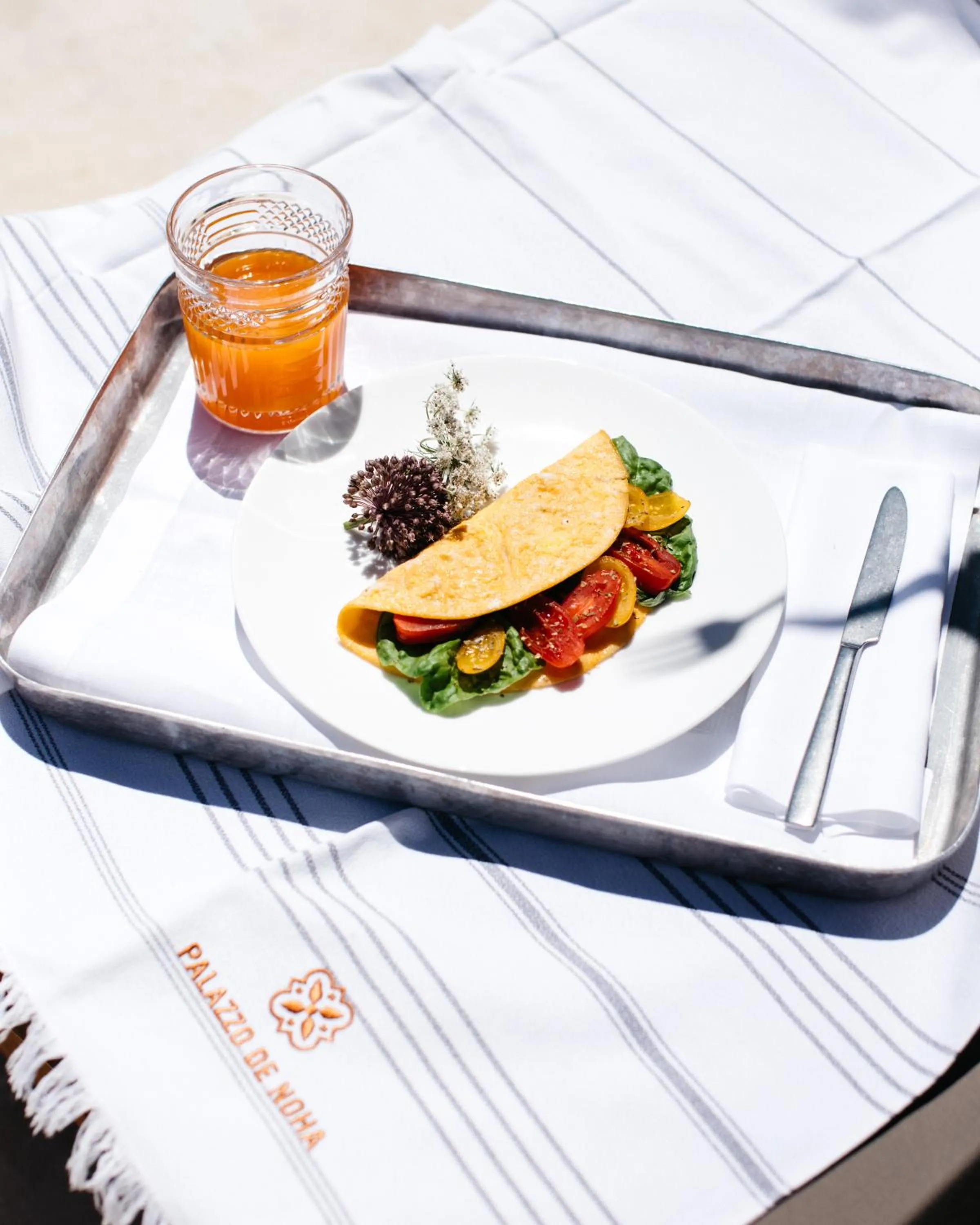 Food and drinks in Palazzo De Noha - Boutique Hotel