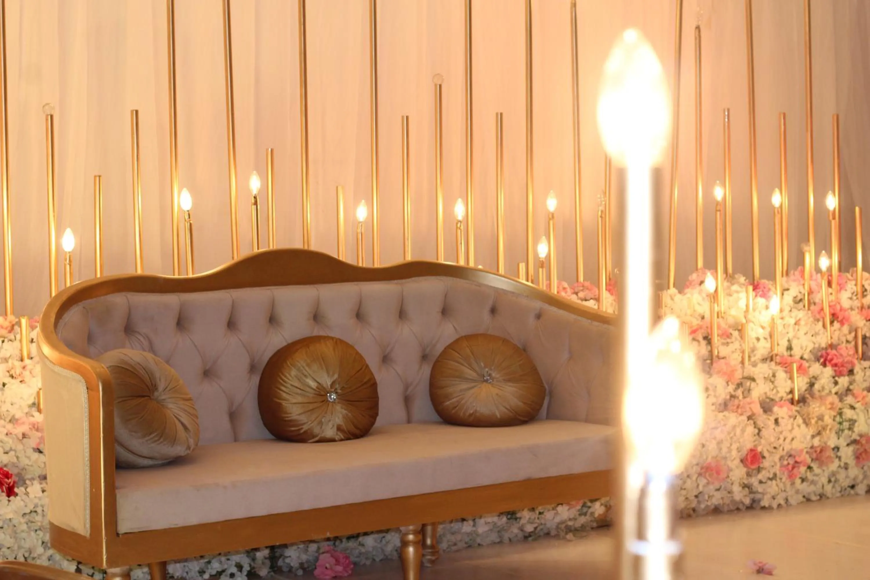 Banquet/Function facilities in Makeen Homes by Warwick Hotel