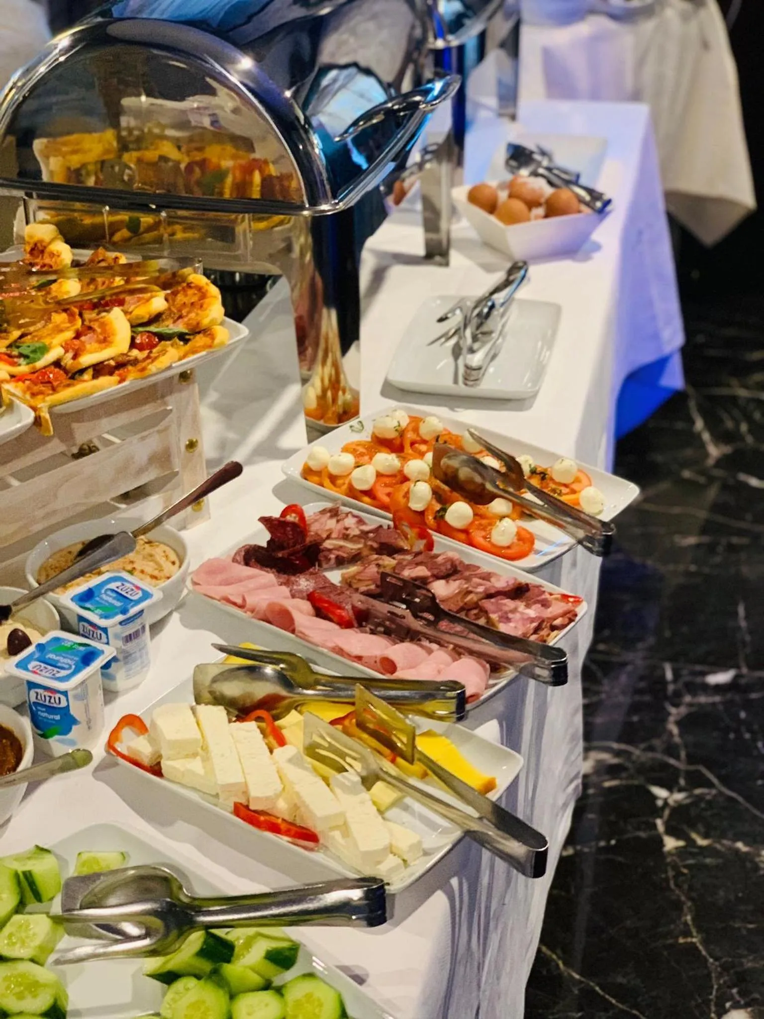 Buffet breakfast in Hotel Cumpatu