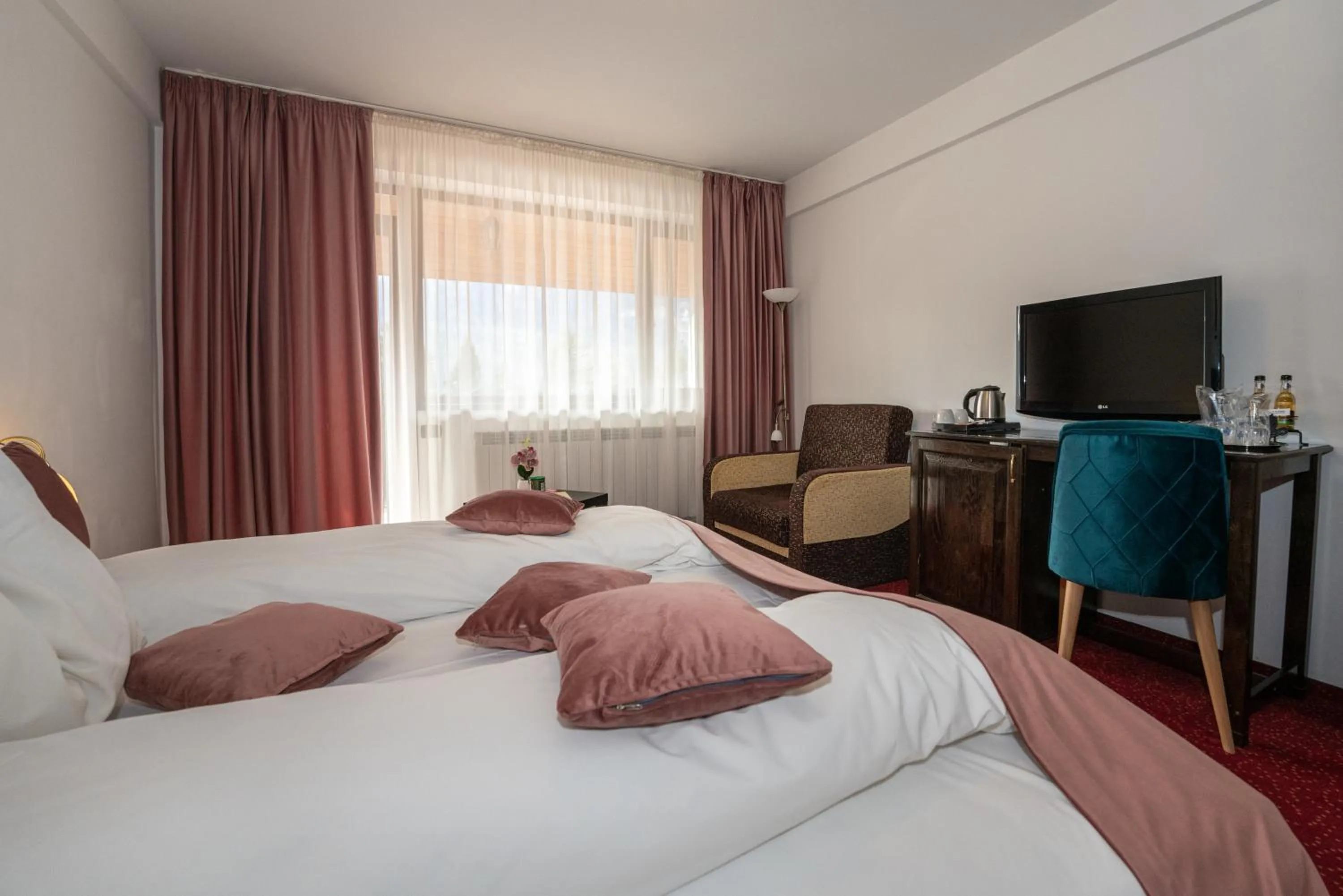 Photo of the whole room, Bed in Hotel Cumpatu