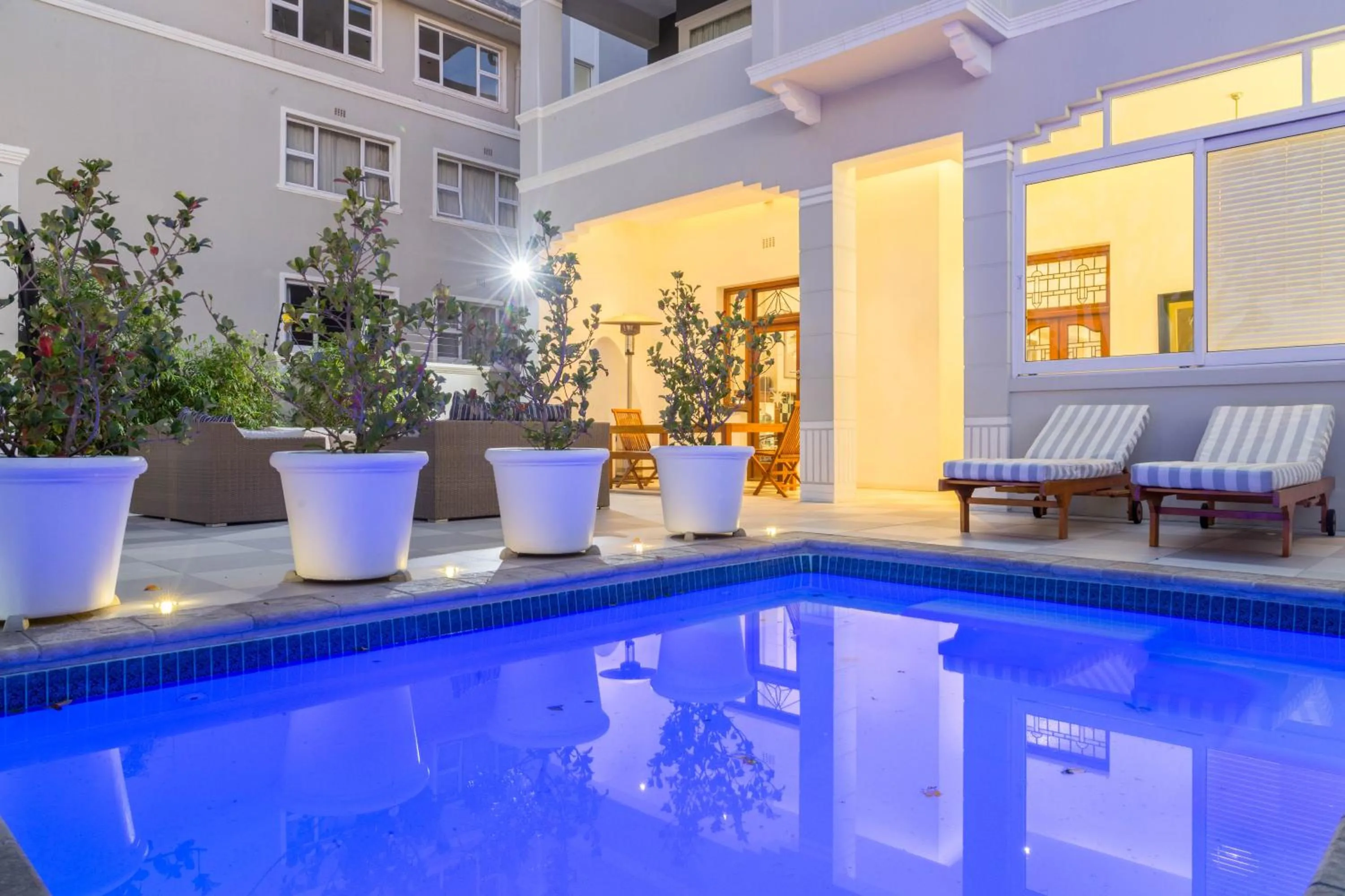 Swimming pool in Head South Lodge