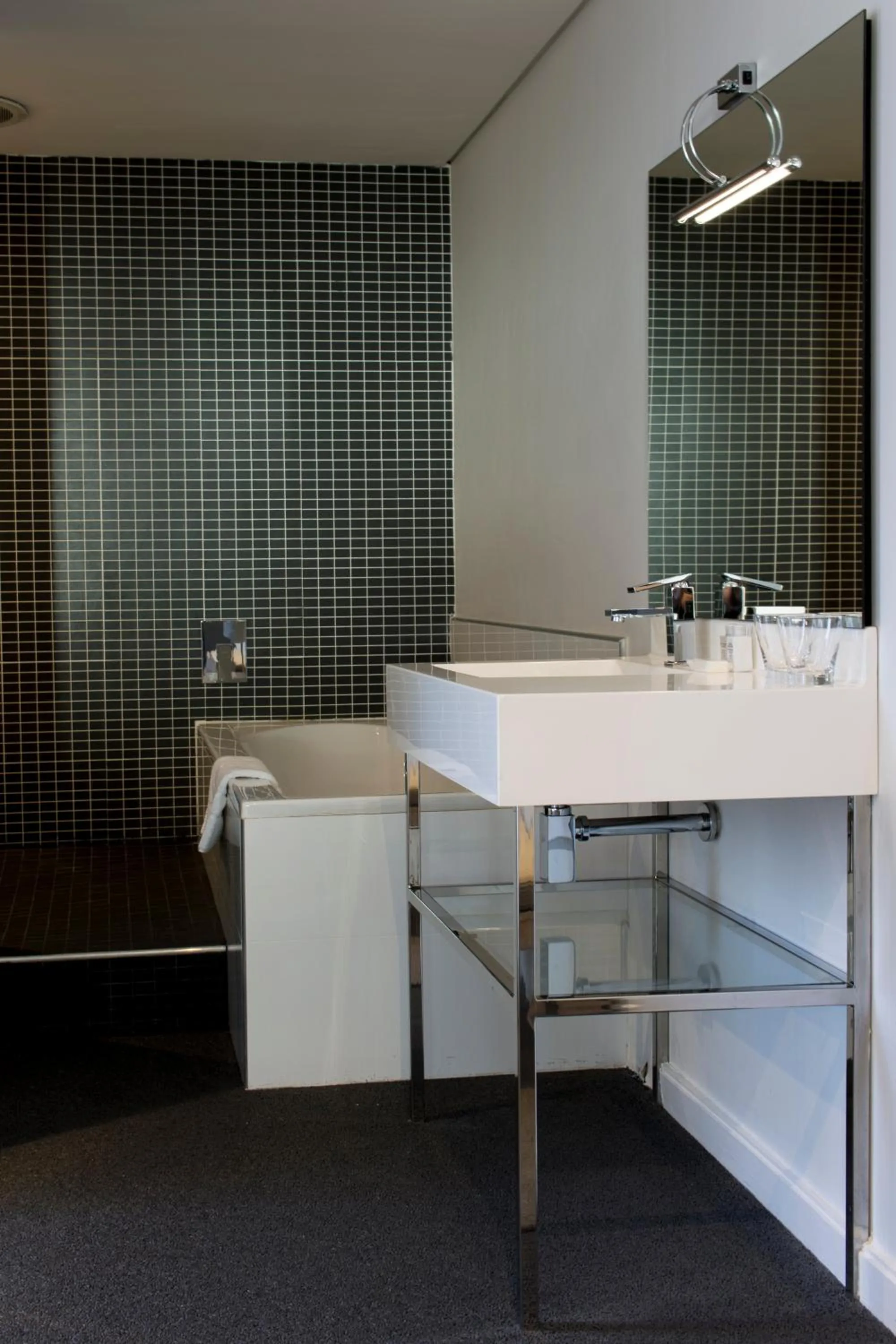 Bathroom in Head South Lodge