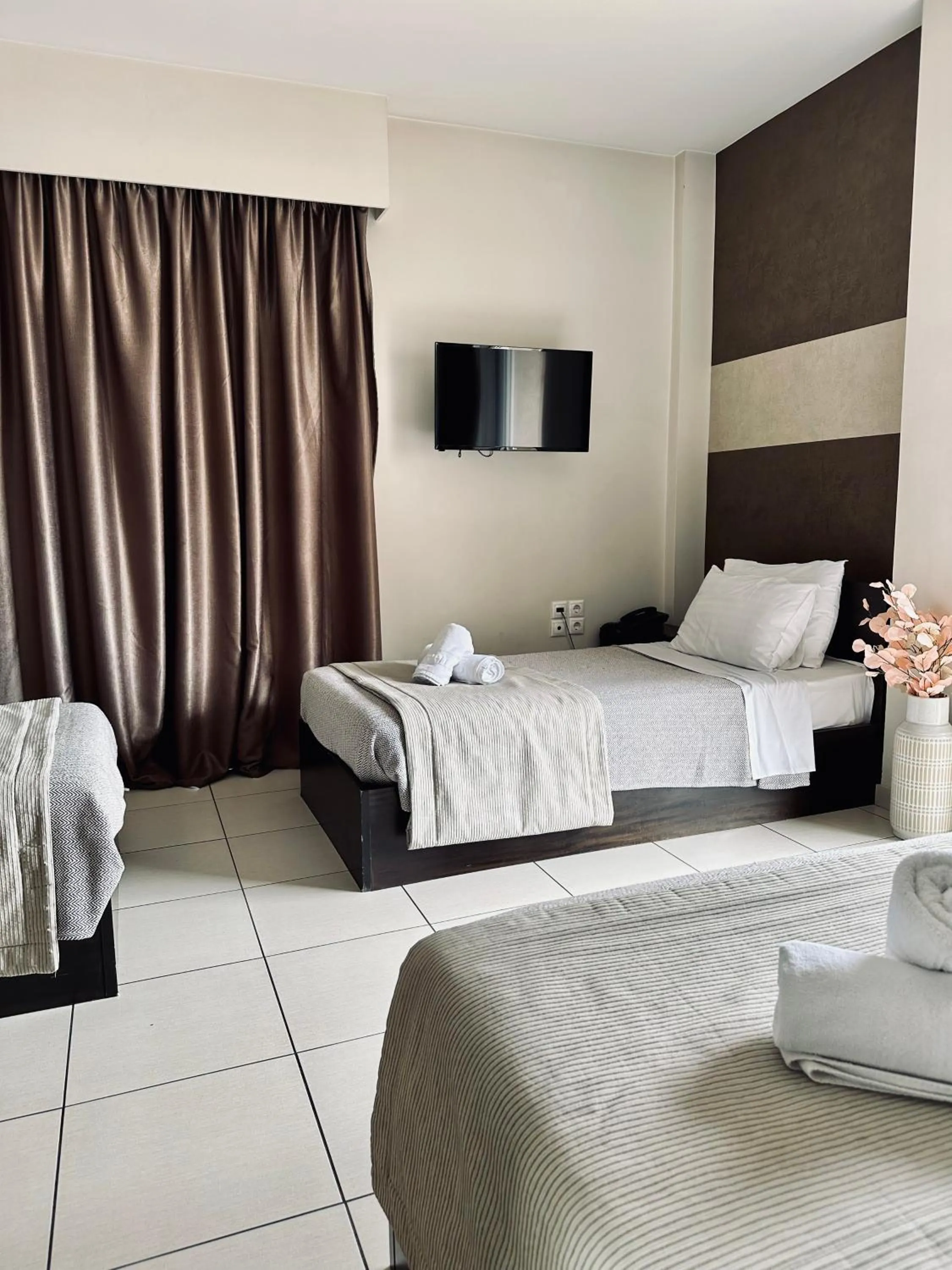 Bed in Mc Queen Rooms & Apartments