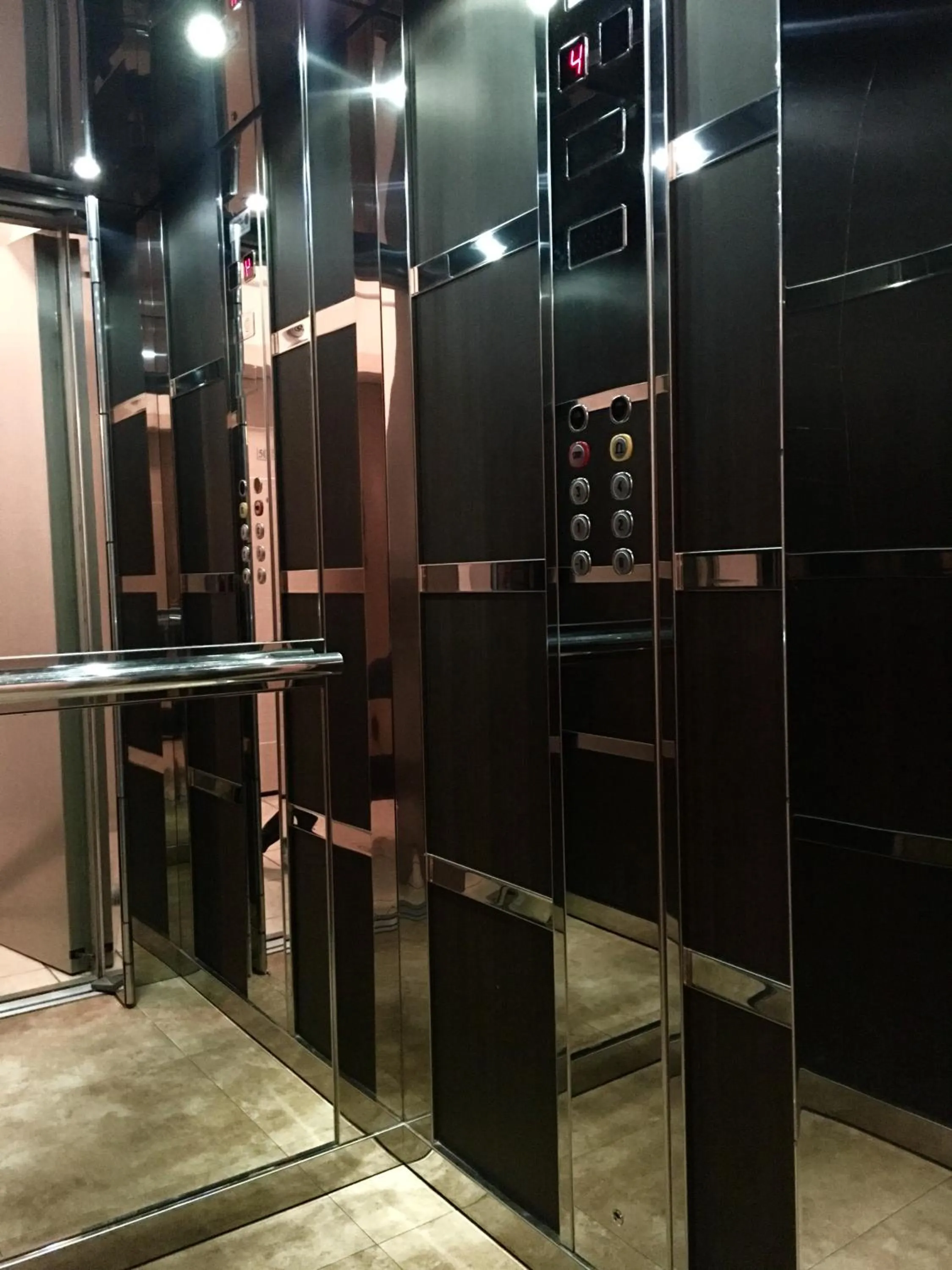 Other in Mc Queen Rooms & Apartments