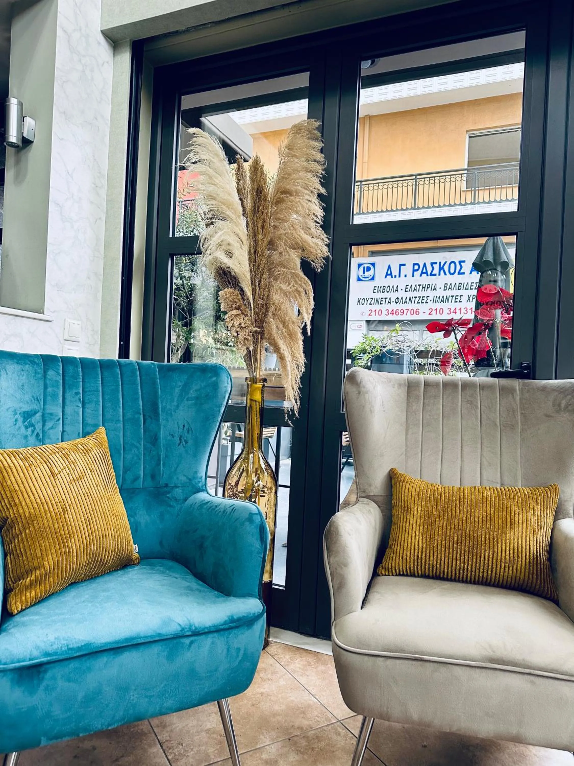 Lobby or reception in Mc Queen Rooms & Apartments