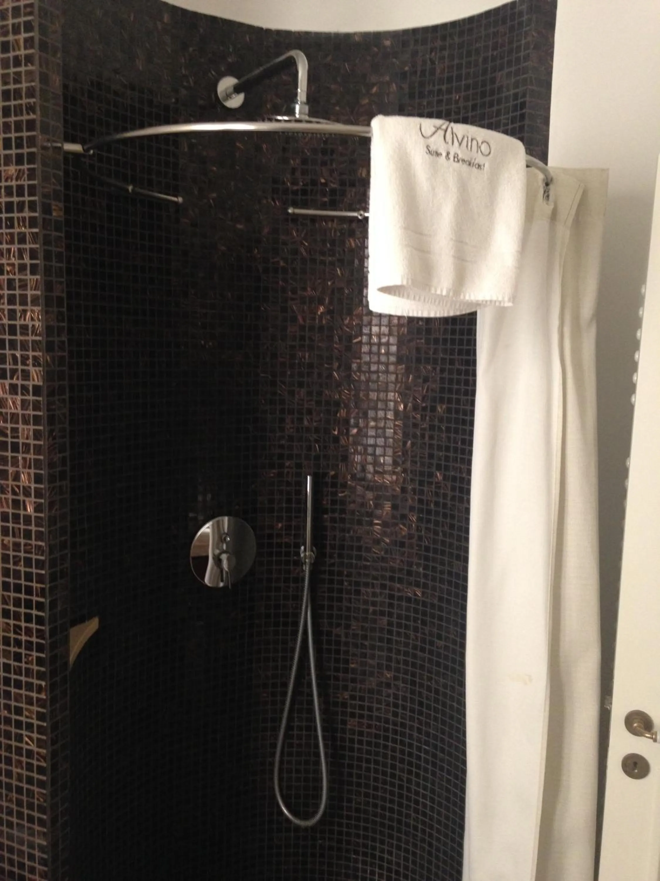 Bathroom in Alvino Suite And Breakfast