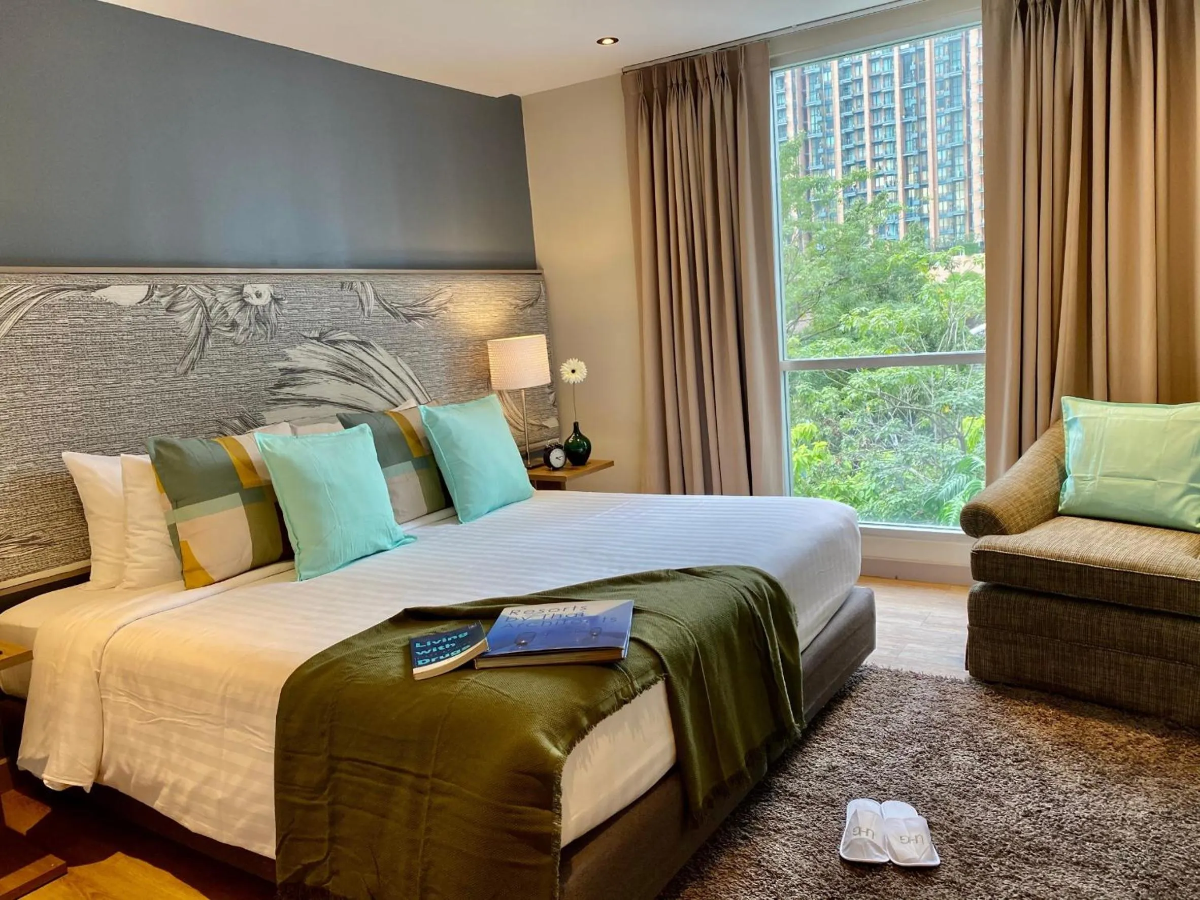Bed in Asoke Residence Sukhumvit by UHG