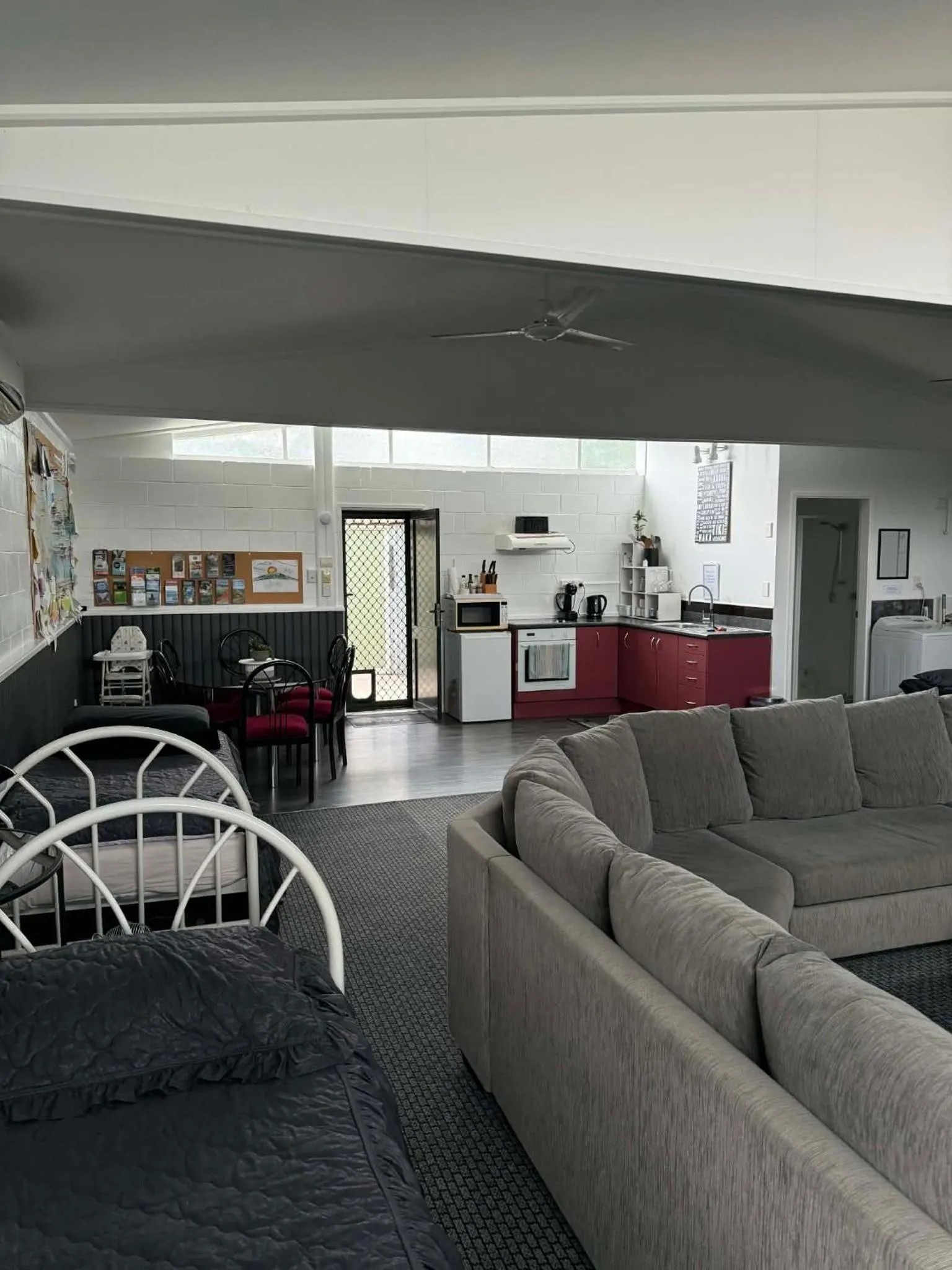 Property building in Poplar Creek