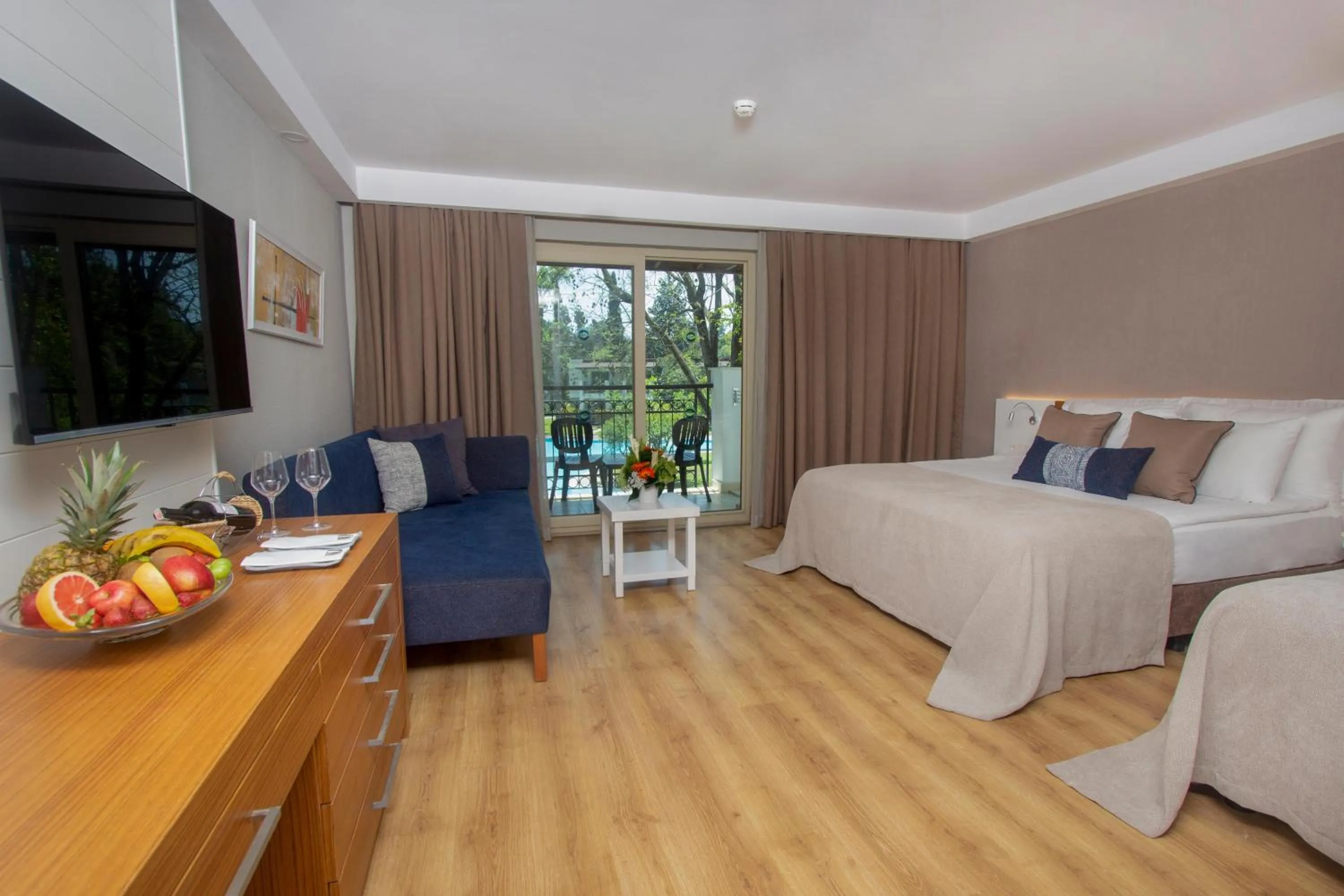 Photo of the whole room, Bed in Sherwood Exclusive Kemer - Kids Concept