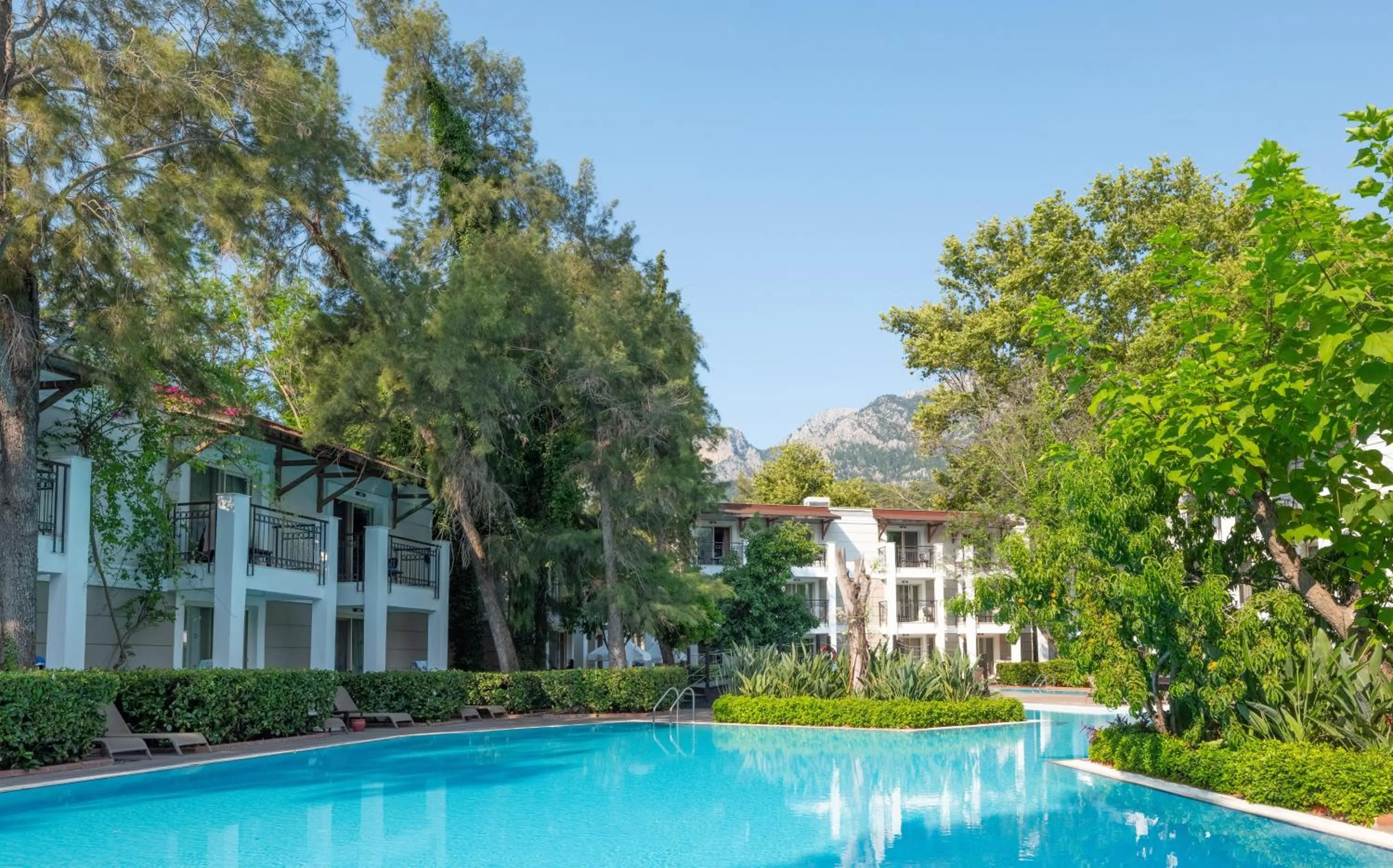 Swimming pool in Sherwood Exclusive Kemer - Kids Concept