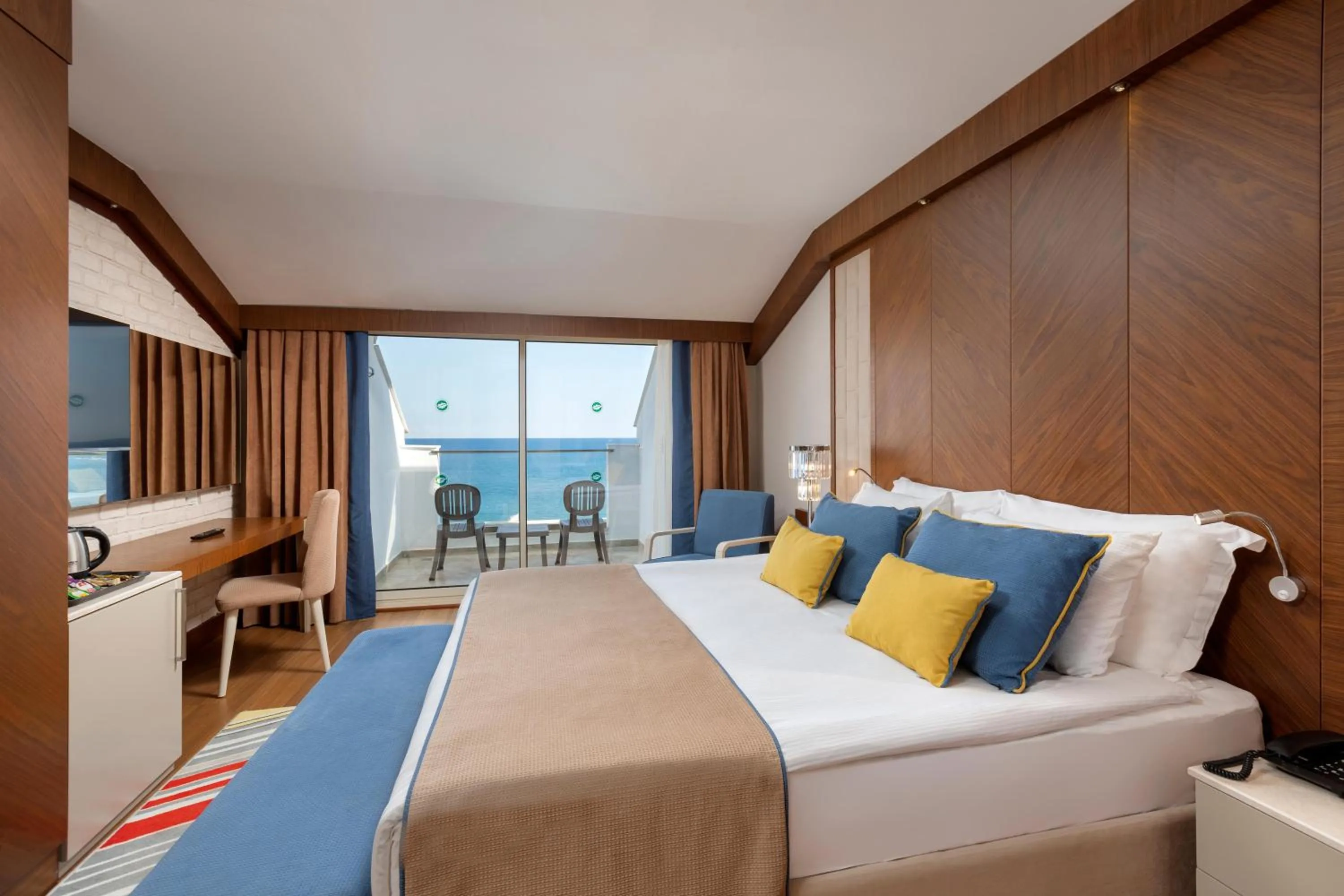 Photo of the whole room, Bed in Sherwood Exclusive Kemer - Kids Concept