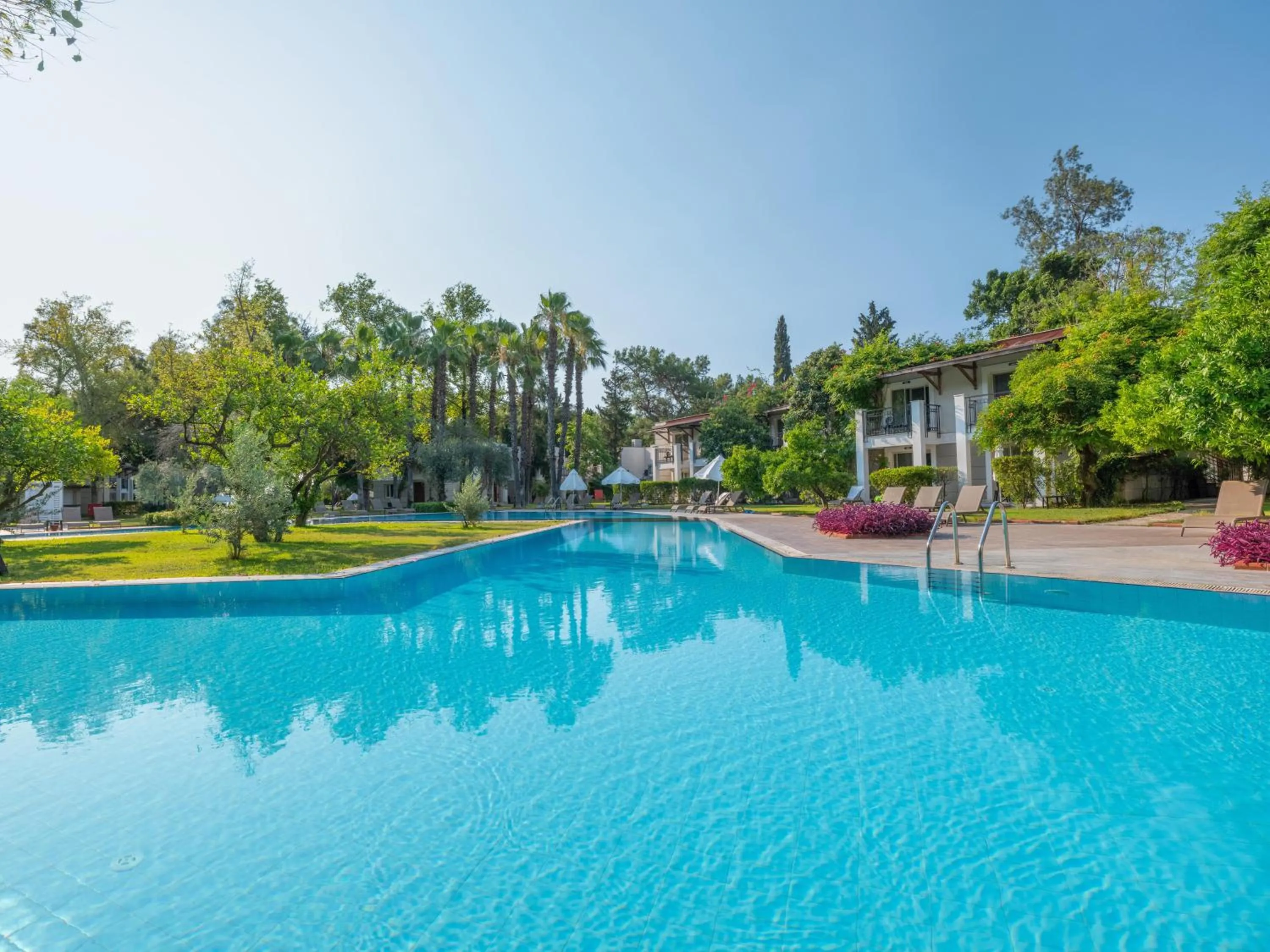 Swimming pool in Sherwood Exclusive Kemer - Kids Concept