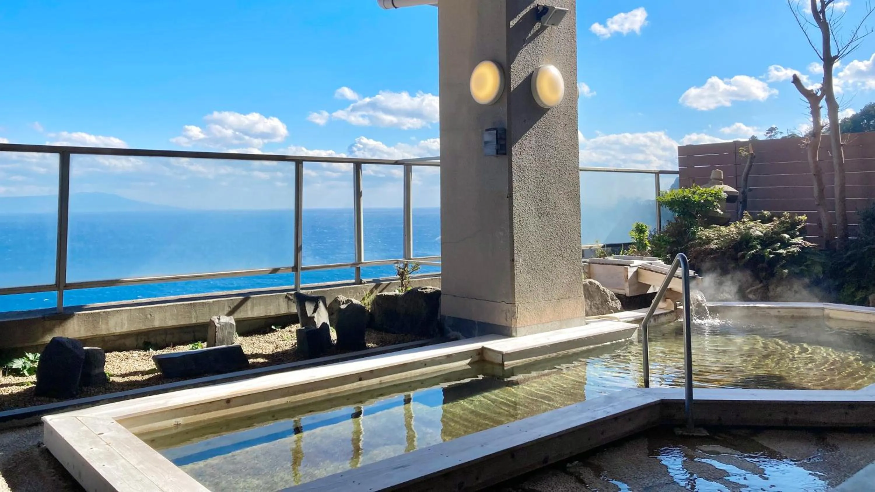 Hot Spring Bath in Itoen Hotel Atagawa