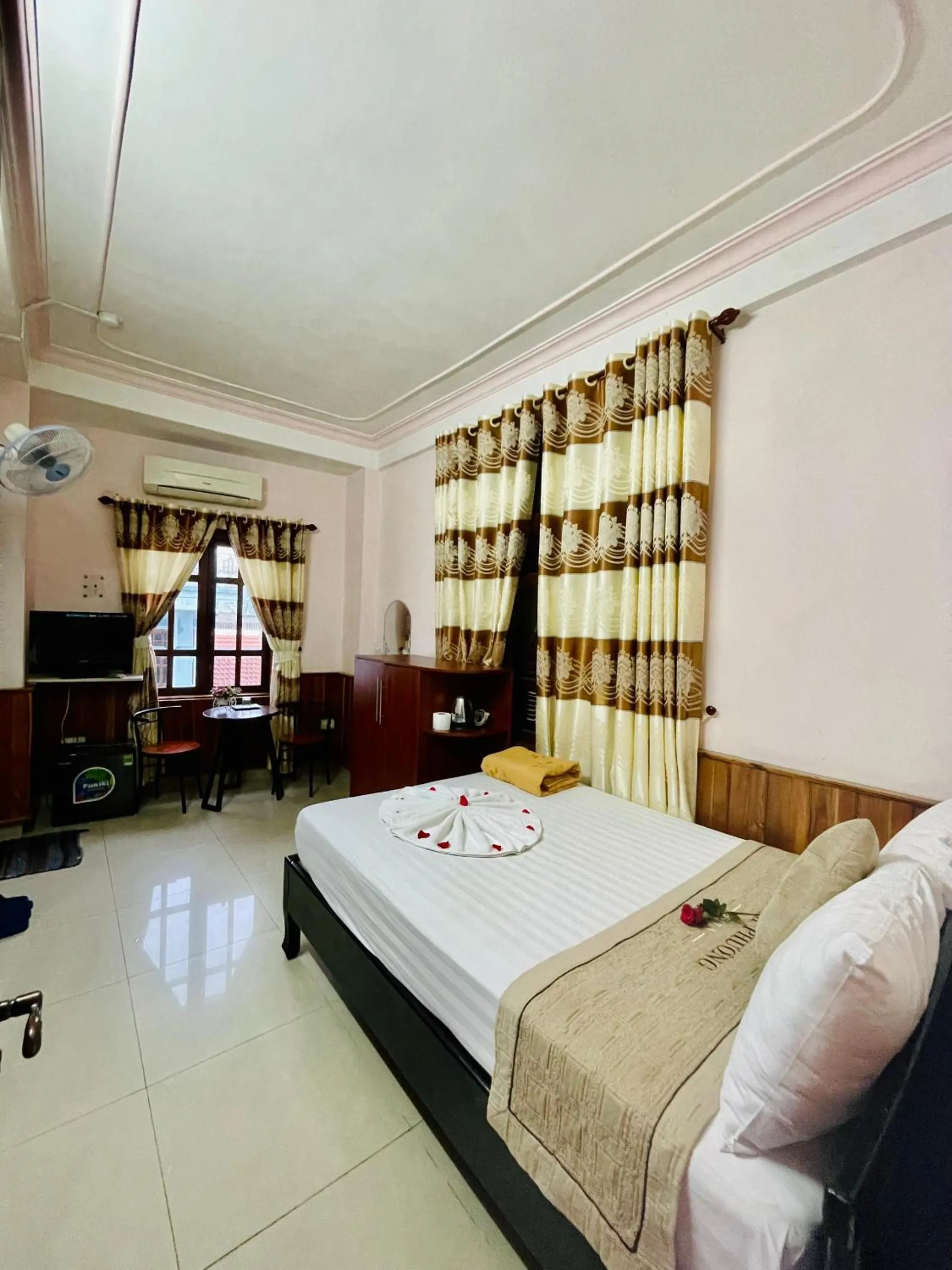 Bed in Nam Phương Riverside Villa