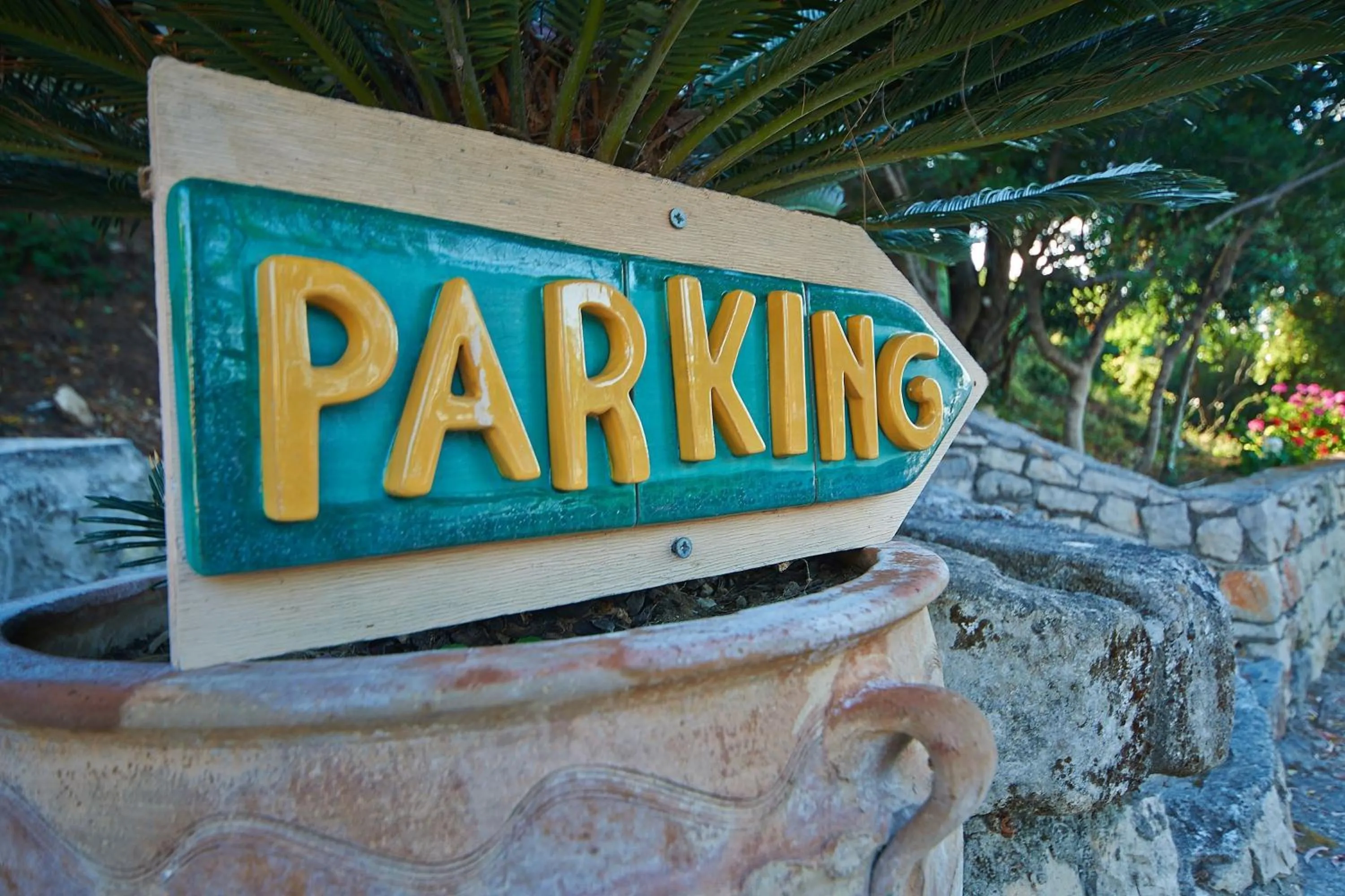 Parking in Villas Cavo Marathia