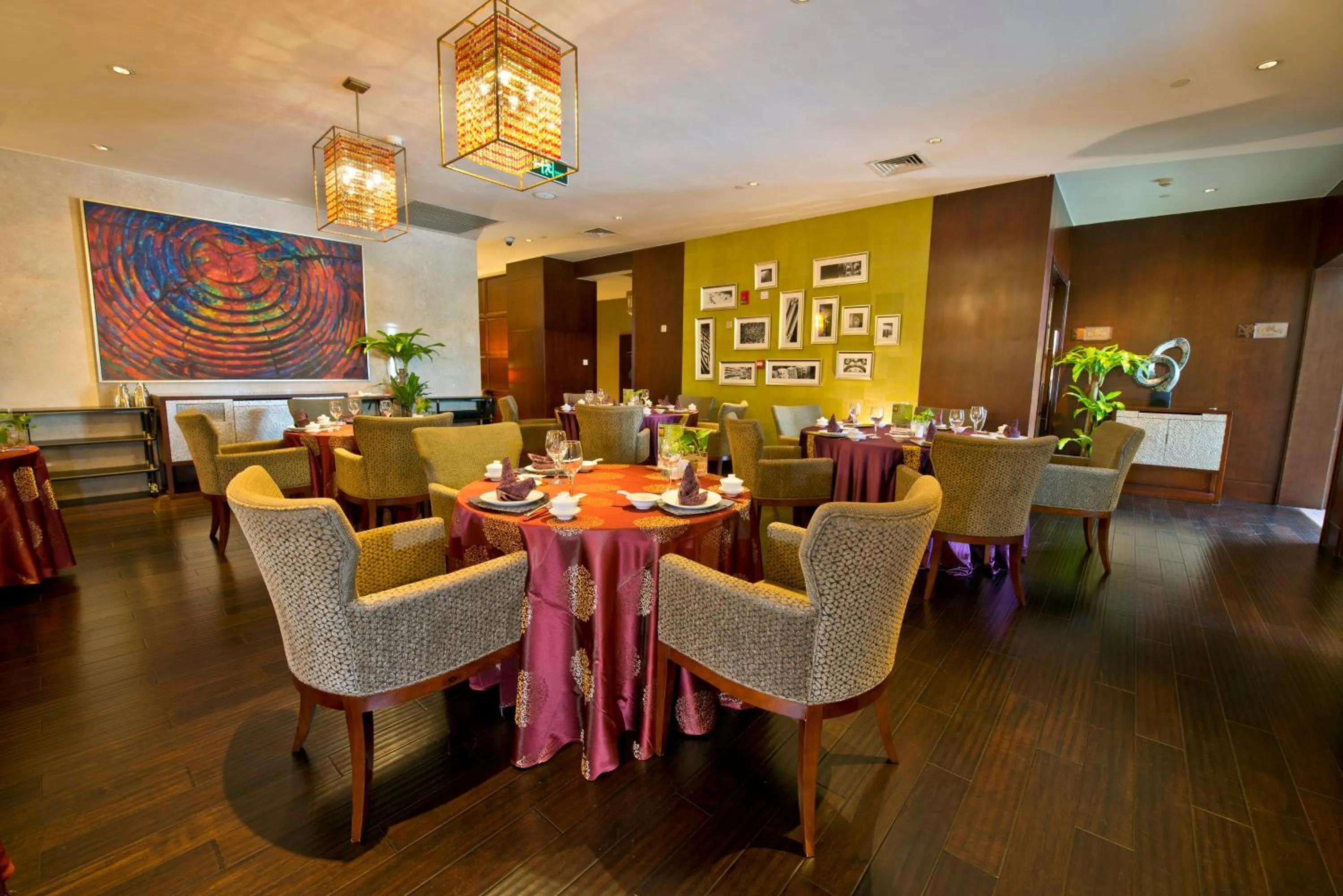 Restaurant/Places to Eat in Holiday Inn Beijing Haidian, an IHG Hotel