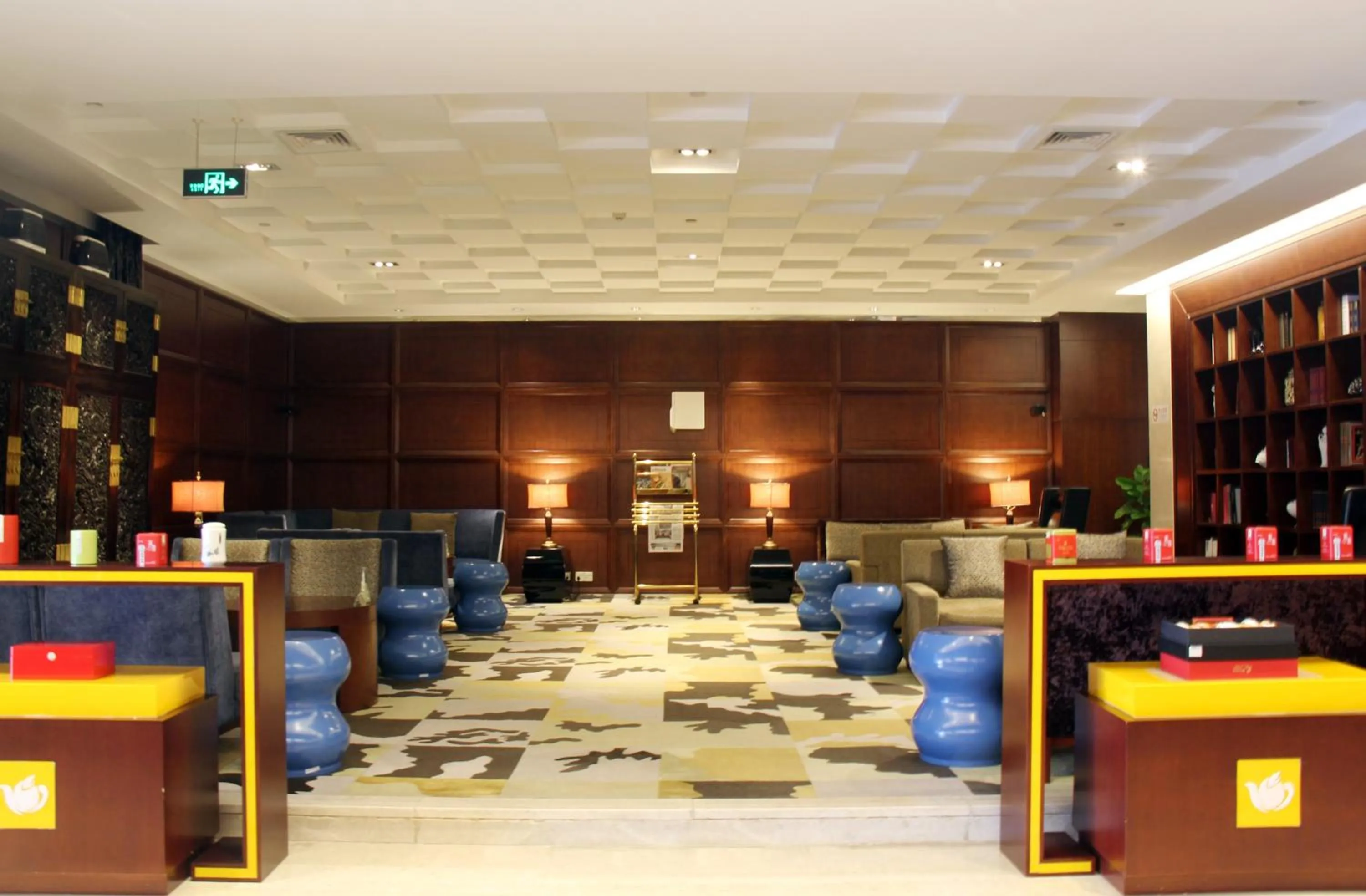 Lounge or bar, Restaurant/Places to Eat in Holiday Inn Beijing Haidian, an IHG Hotel