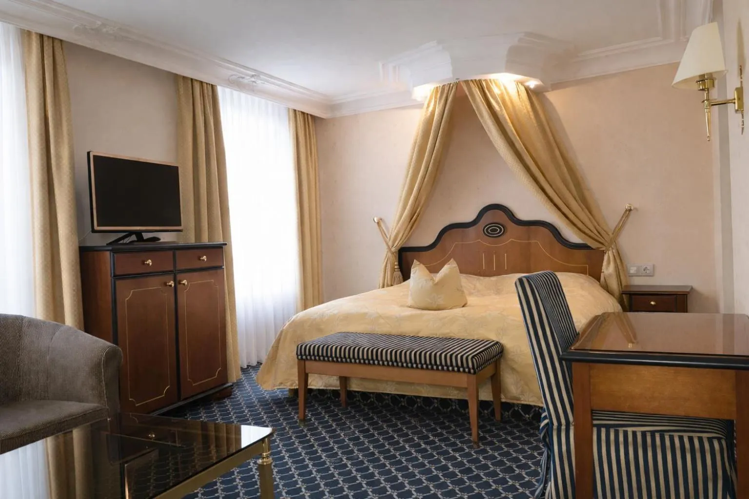 Bed in Mokni's Palais Hotel & SPA