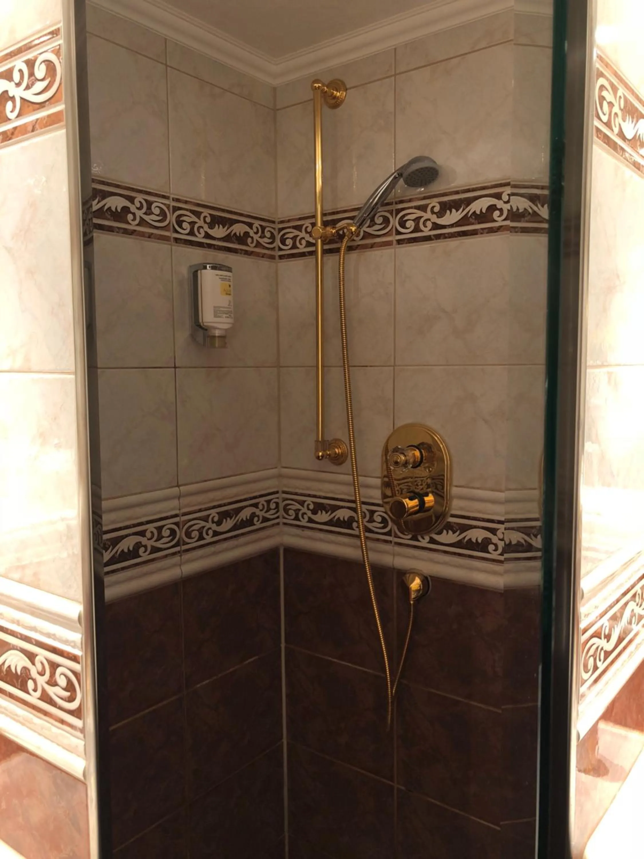 Mokni's Palais Hotel & SPA