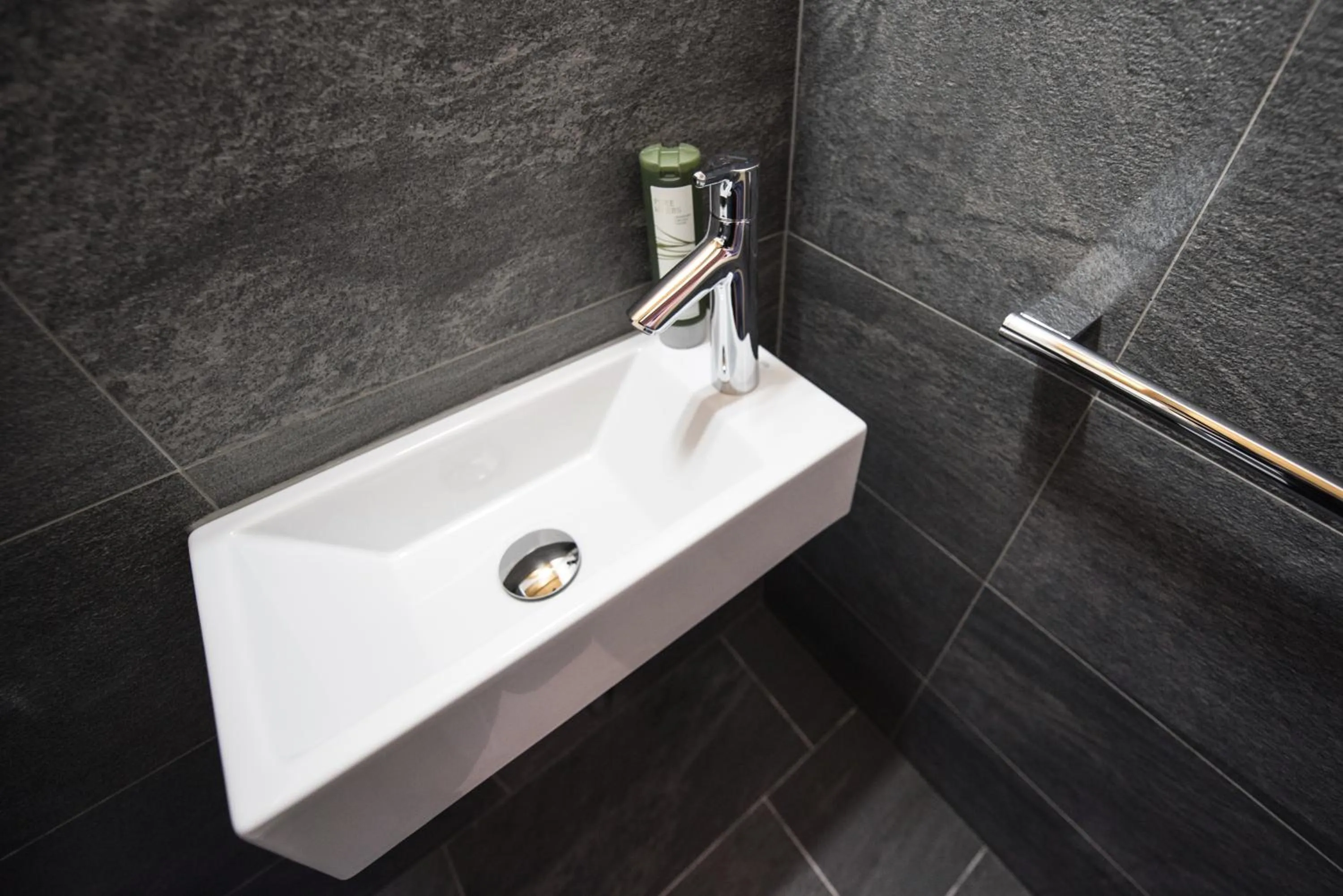 Toilet in Hotel Pinei