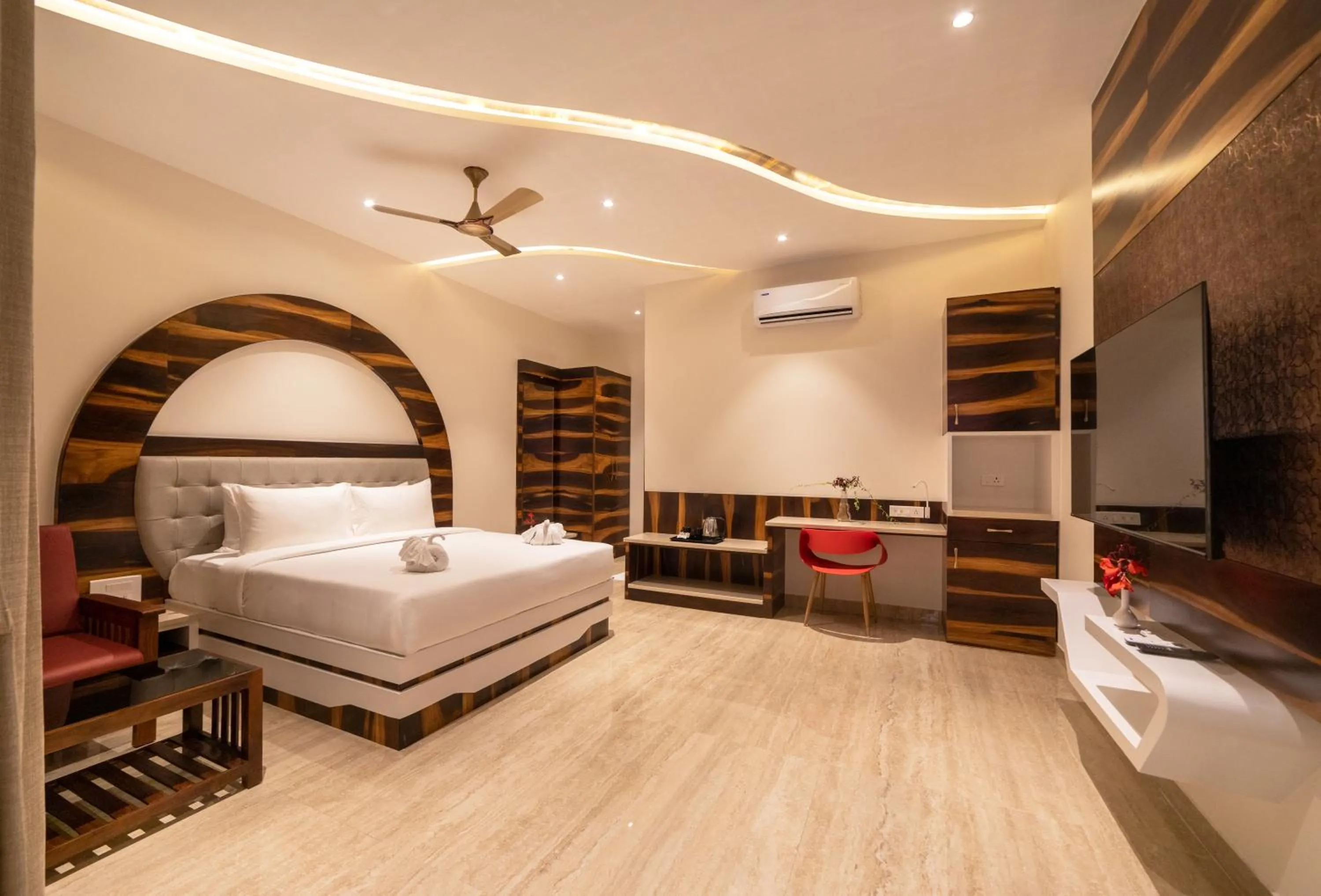 Photo of the whole room, Bed in SR Jungle Resort