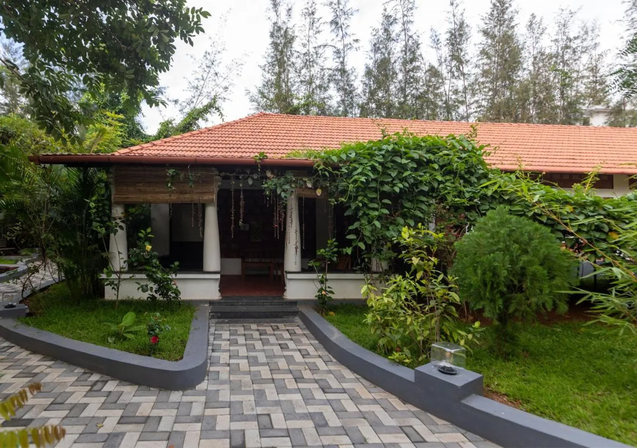 Facade/entrance in SR Jungle Resort