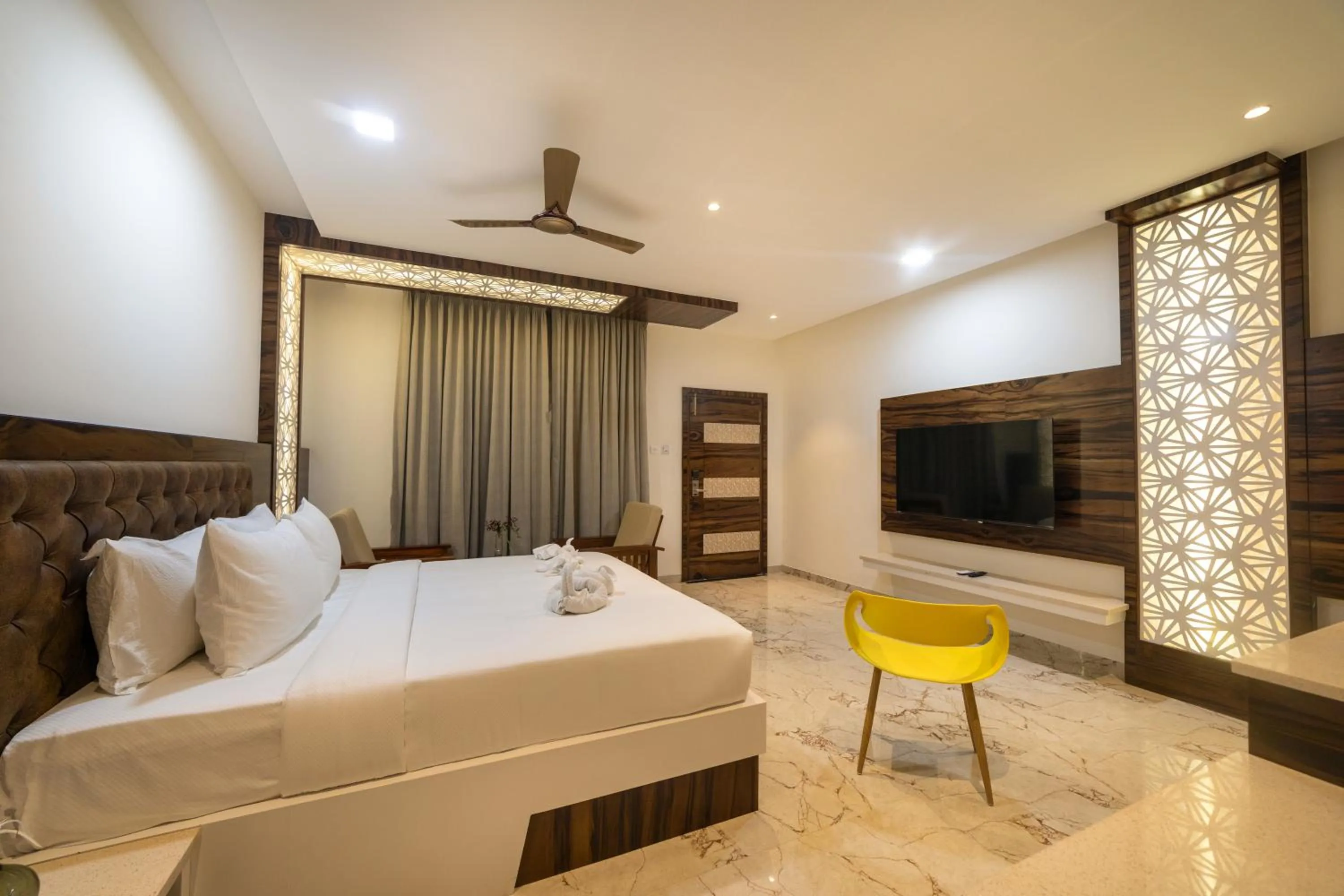 TV and multimedia, Bed in SR Jungle Resort