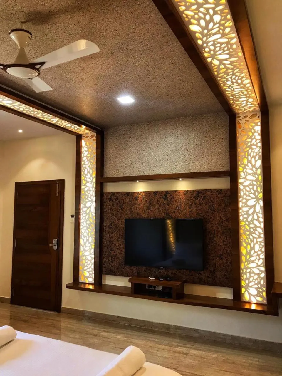 TV and multimedia, Bed in SR Jungle Resort