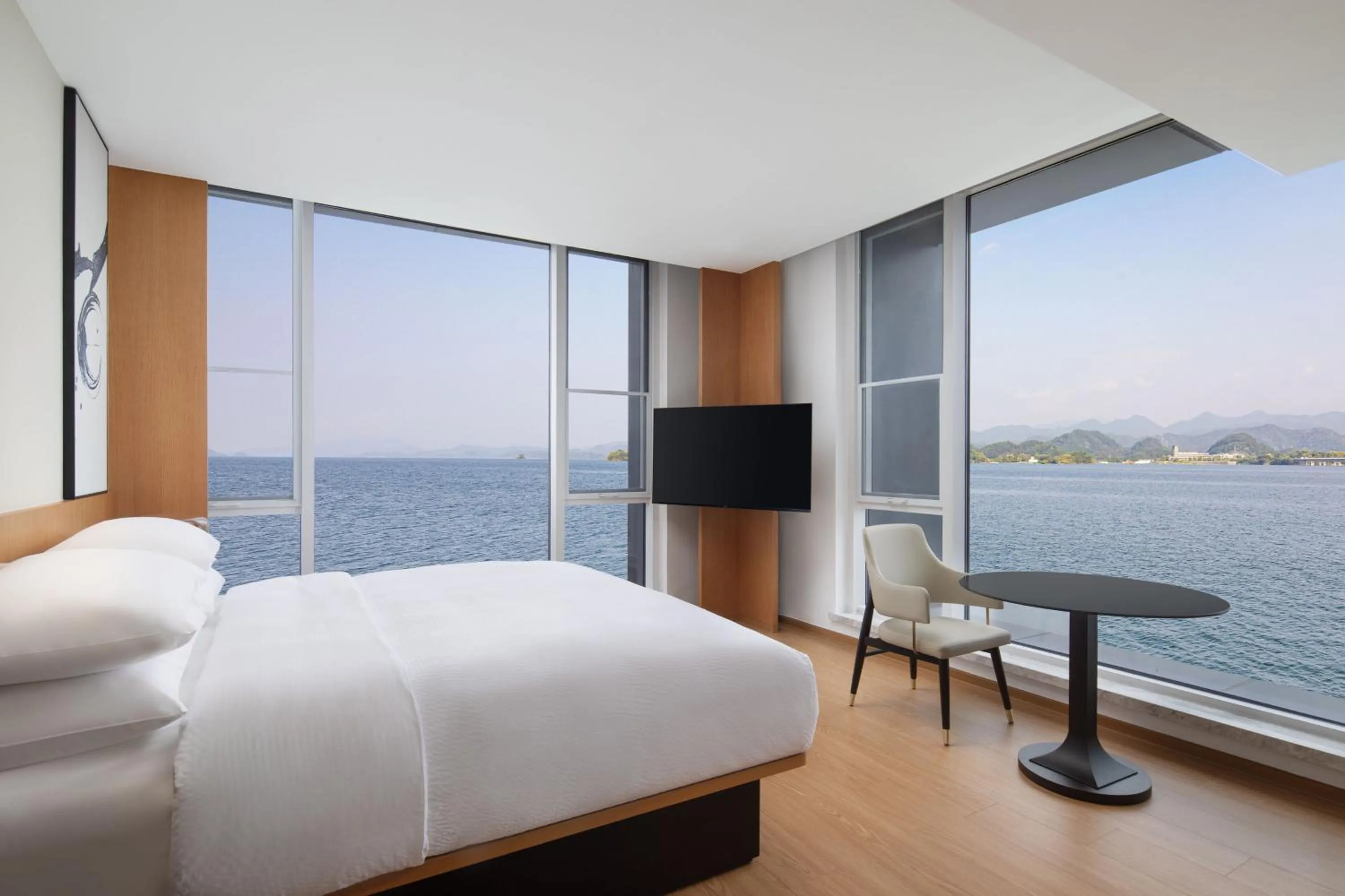 Photo of the whole room, Bed in Fairfield by Marriott Hangzhou Qiandao Lake