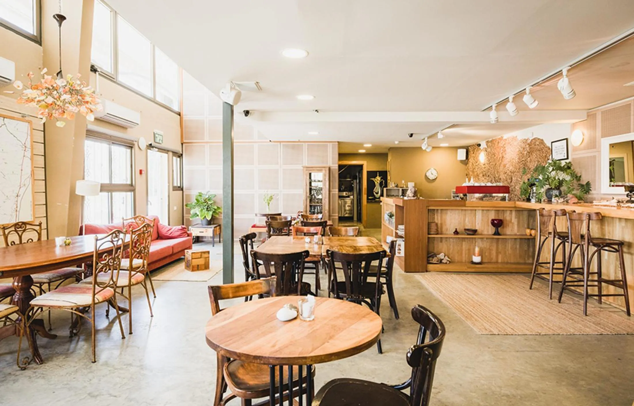 Restaurant/places to eat in IBEX unique Desert Inn