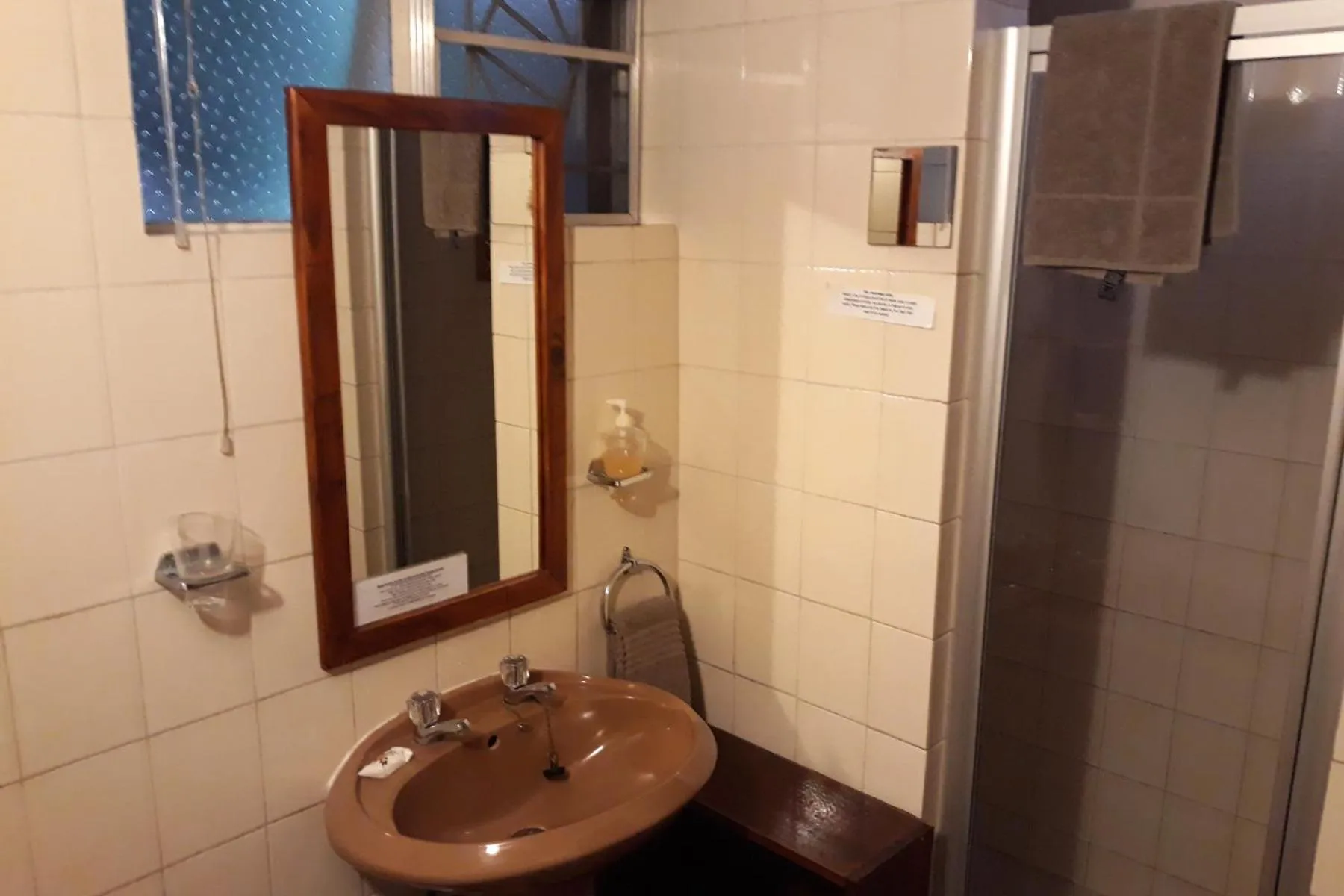 Shower in Selati 103 Guest Cottages