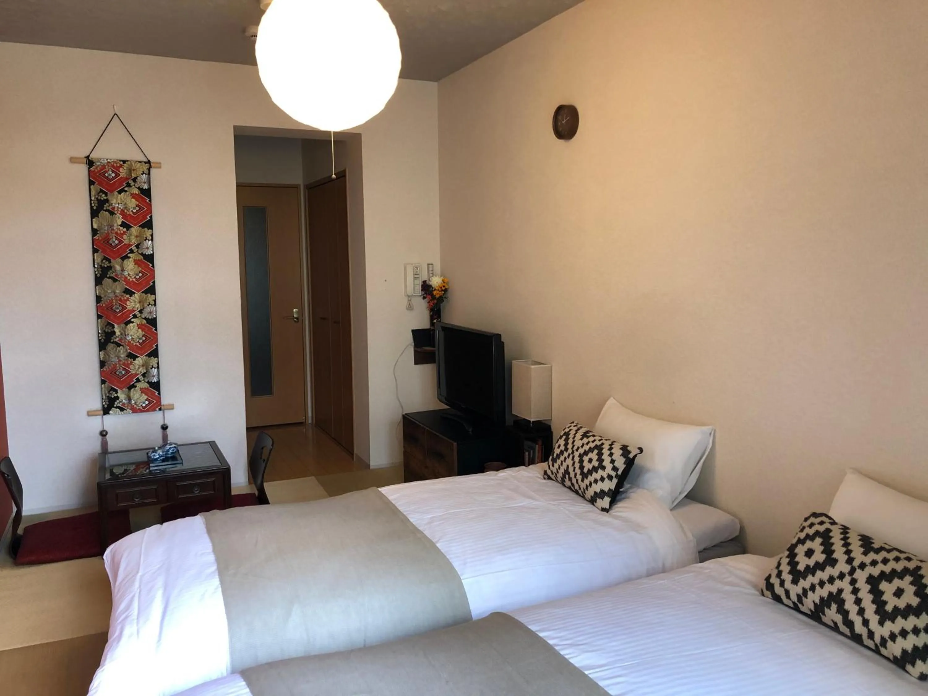 Bed in Viale Jurakumawari