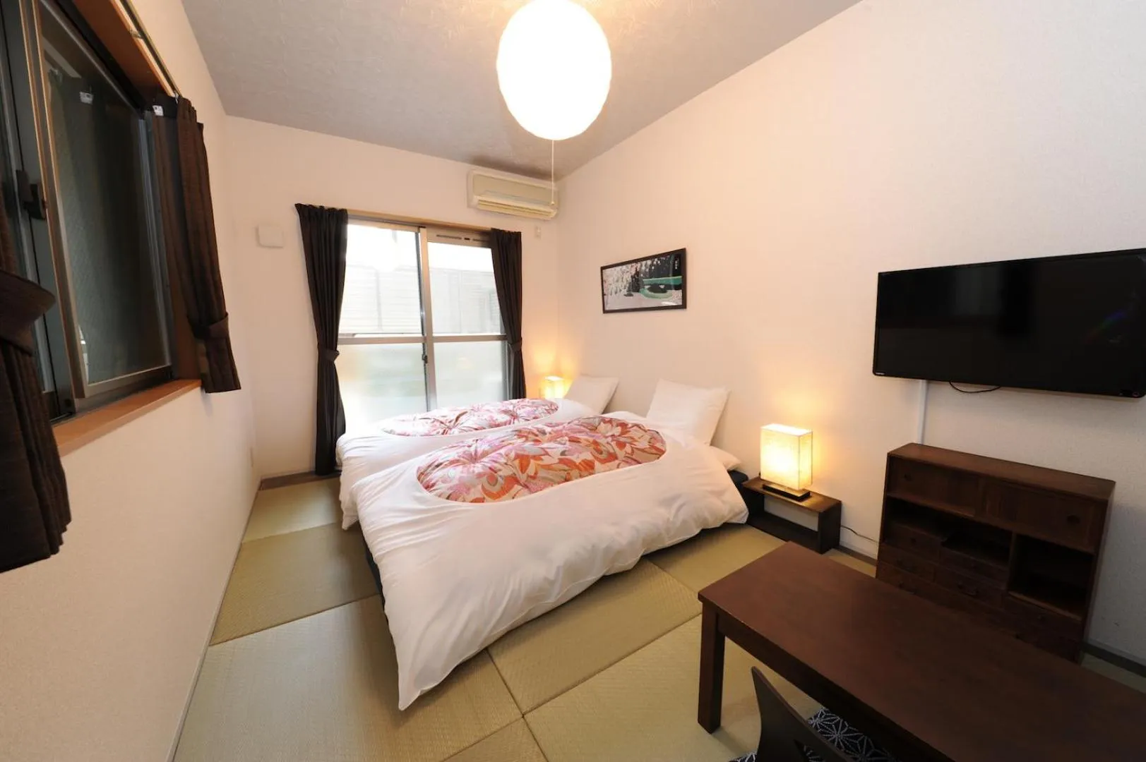 Bed in Viale Jurakumawari