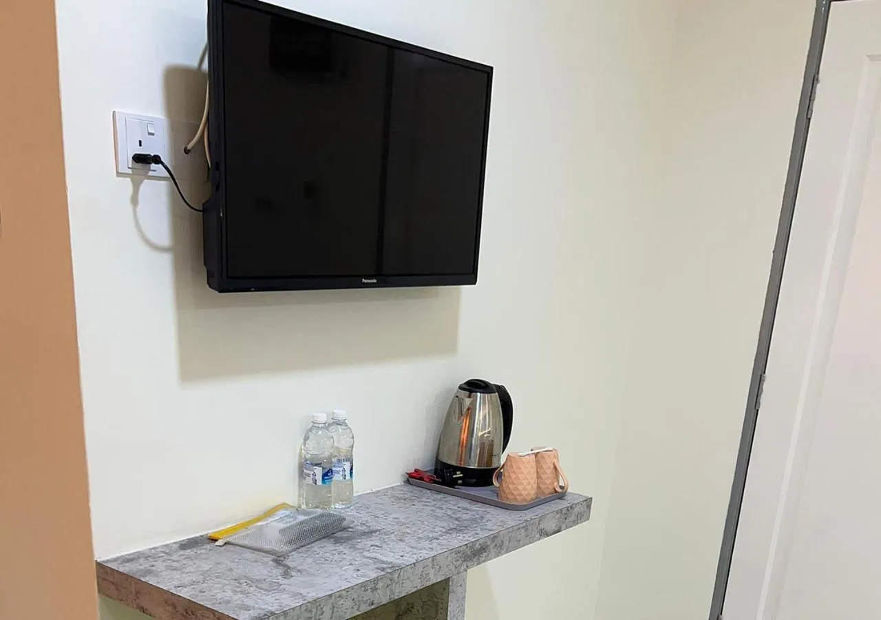 Coffee/tea facilities in D'Lima Beach Inn