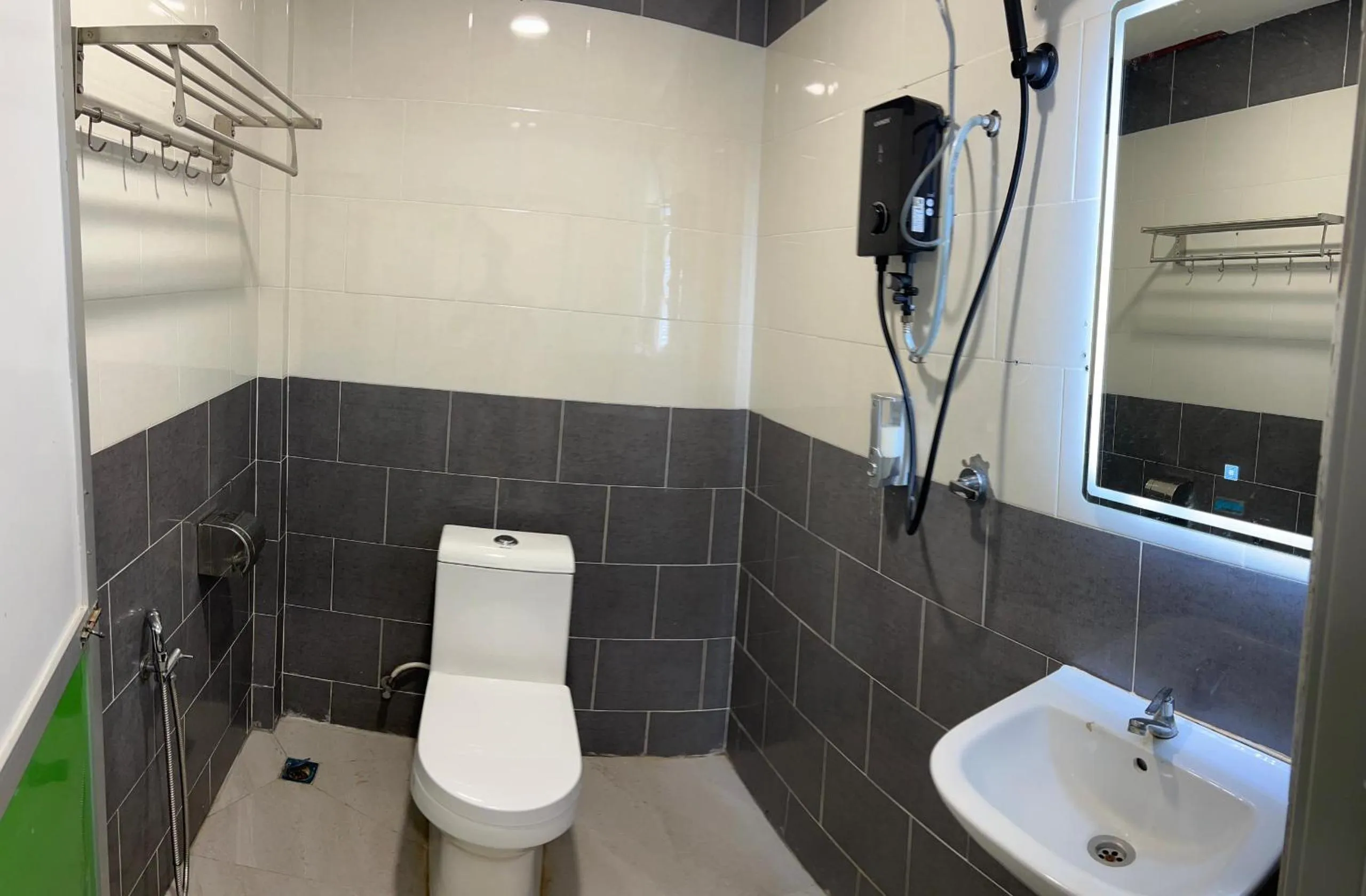 Bathroom in D'Lima Beach Inn