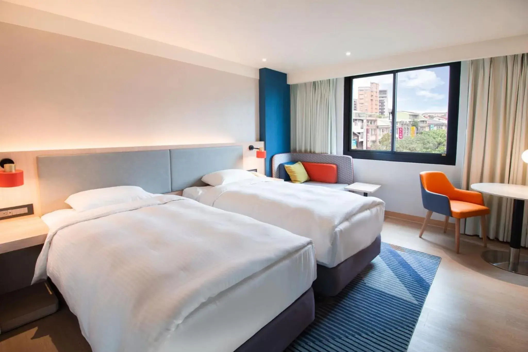 Holiday Inn Express Taipei Train Station by IHG Holiday Inn Express Taipei Train Station by IHG