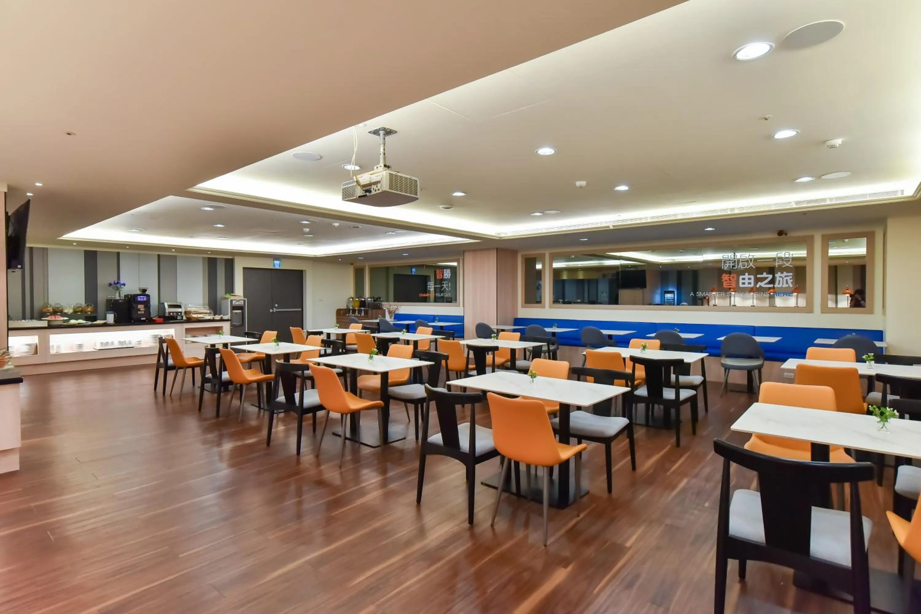 Holiday Inn Express Taipei Train Station by IHG