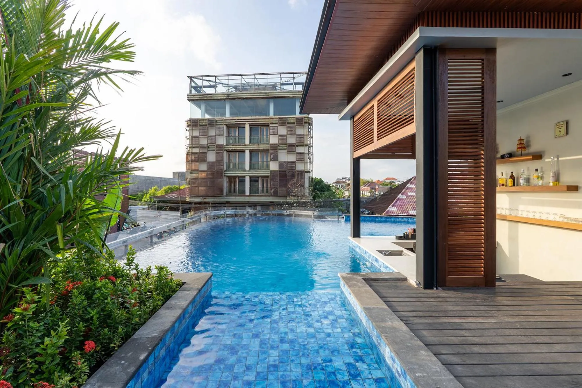 Restaurant/places to eat in Villa Kayu Raja