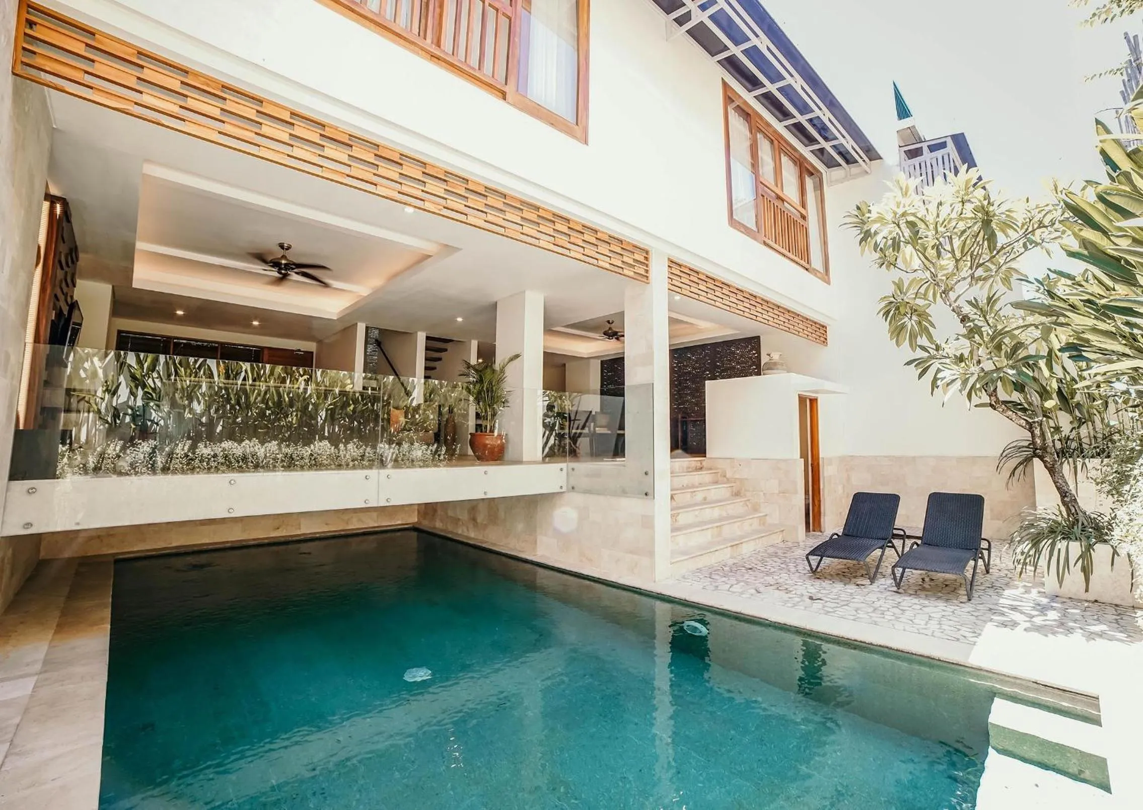 Pool view in Villa Kayu Raja