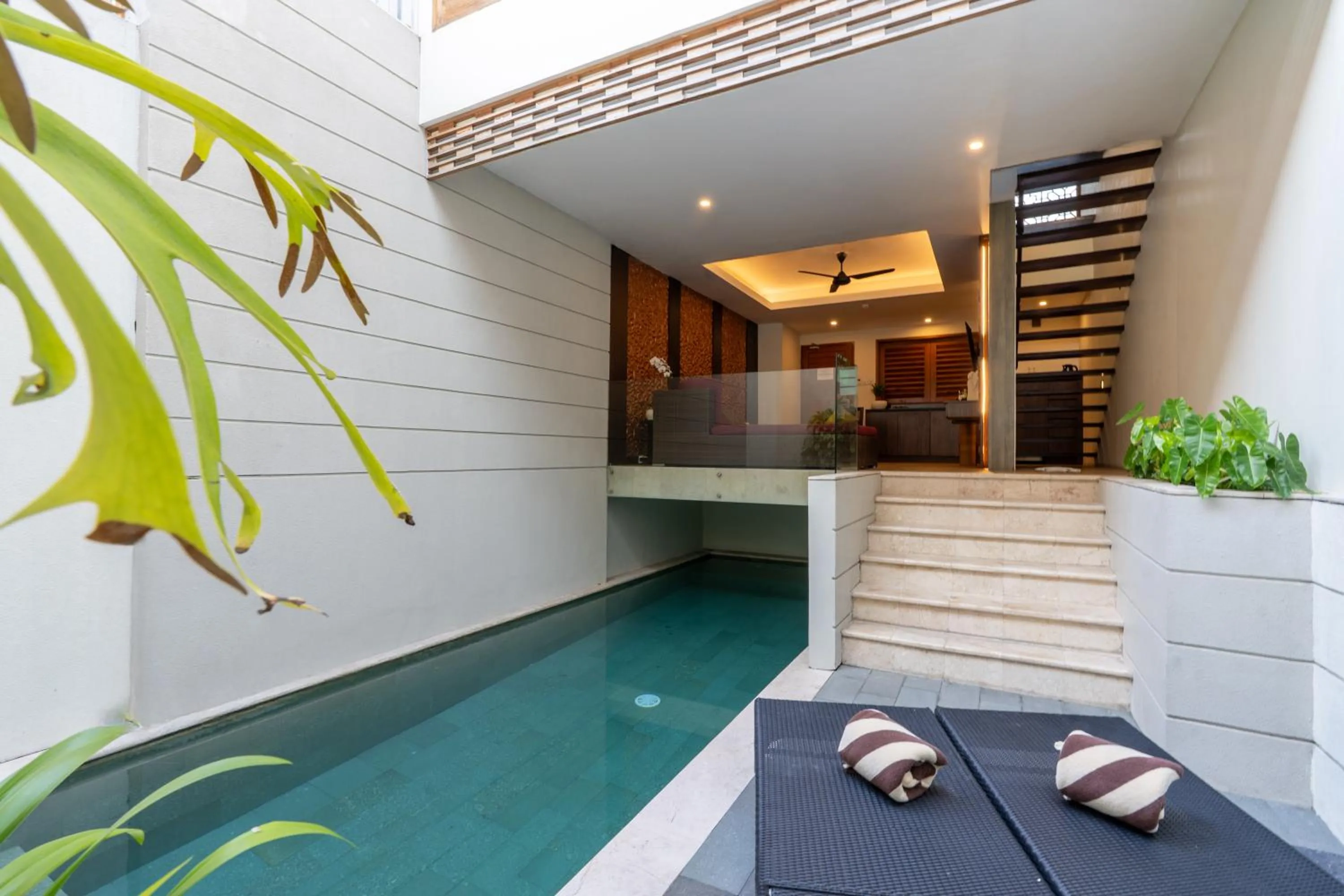 Swimming pool in Villa Kayu Raja