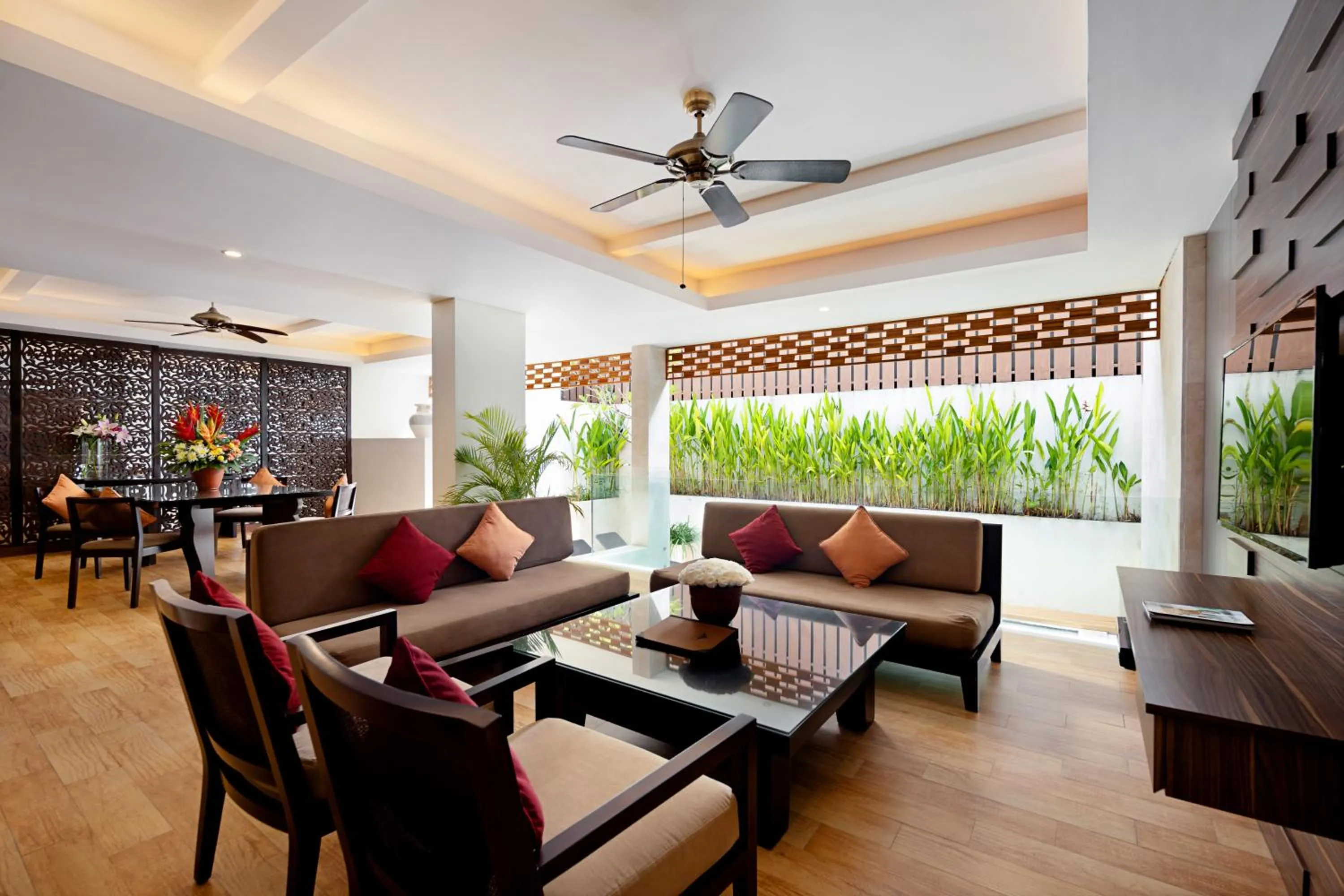 Living room in Villa Kayu Raja