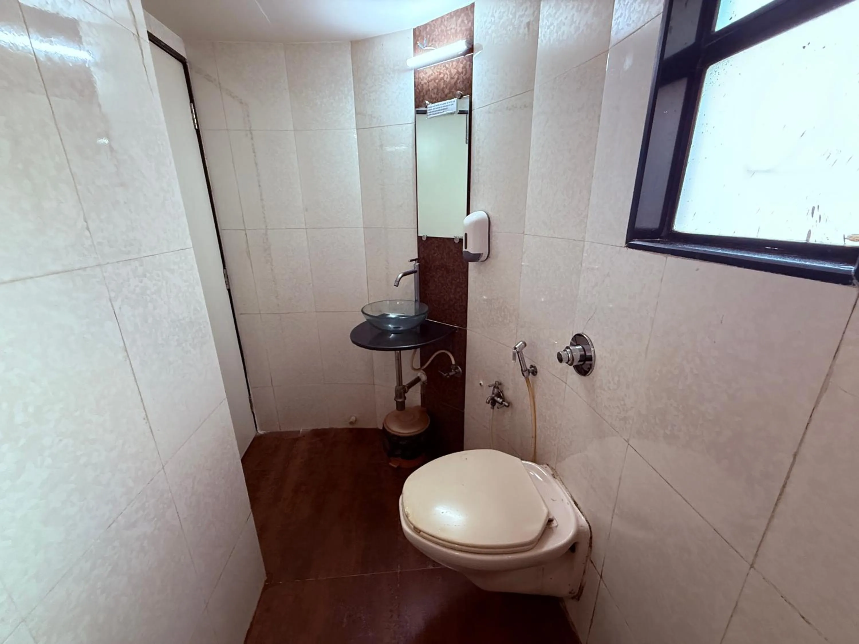 Toilet in Hotel Alka Residency