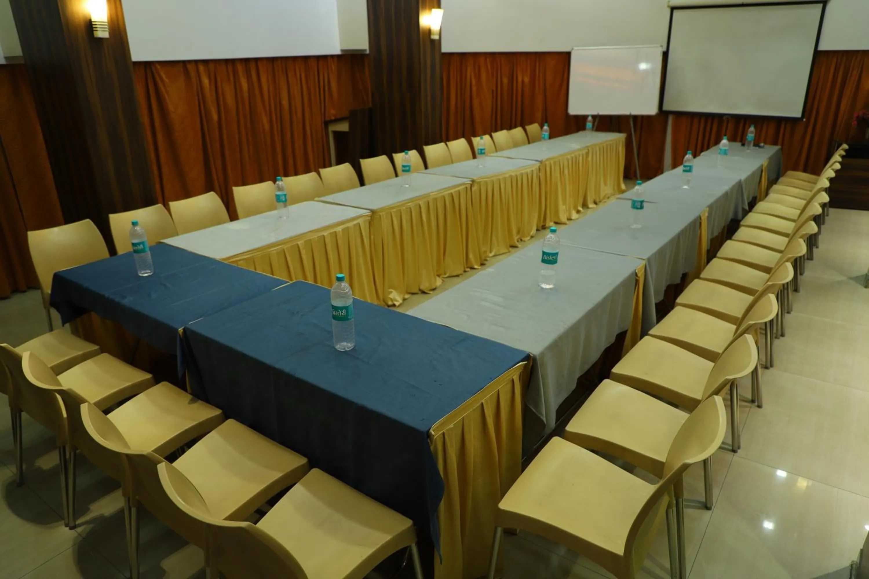Banquet/Function facilities in Hotel Alka Residency