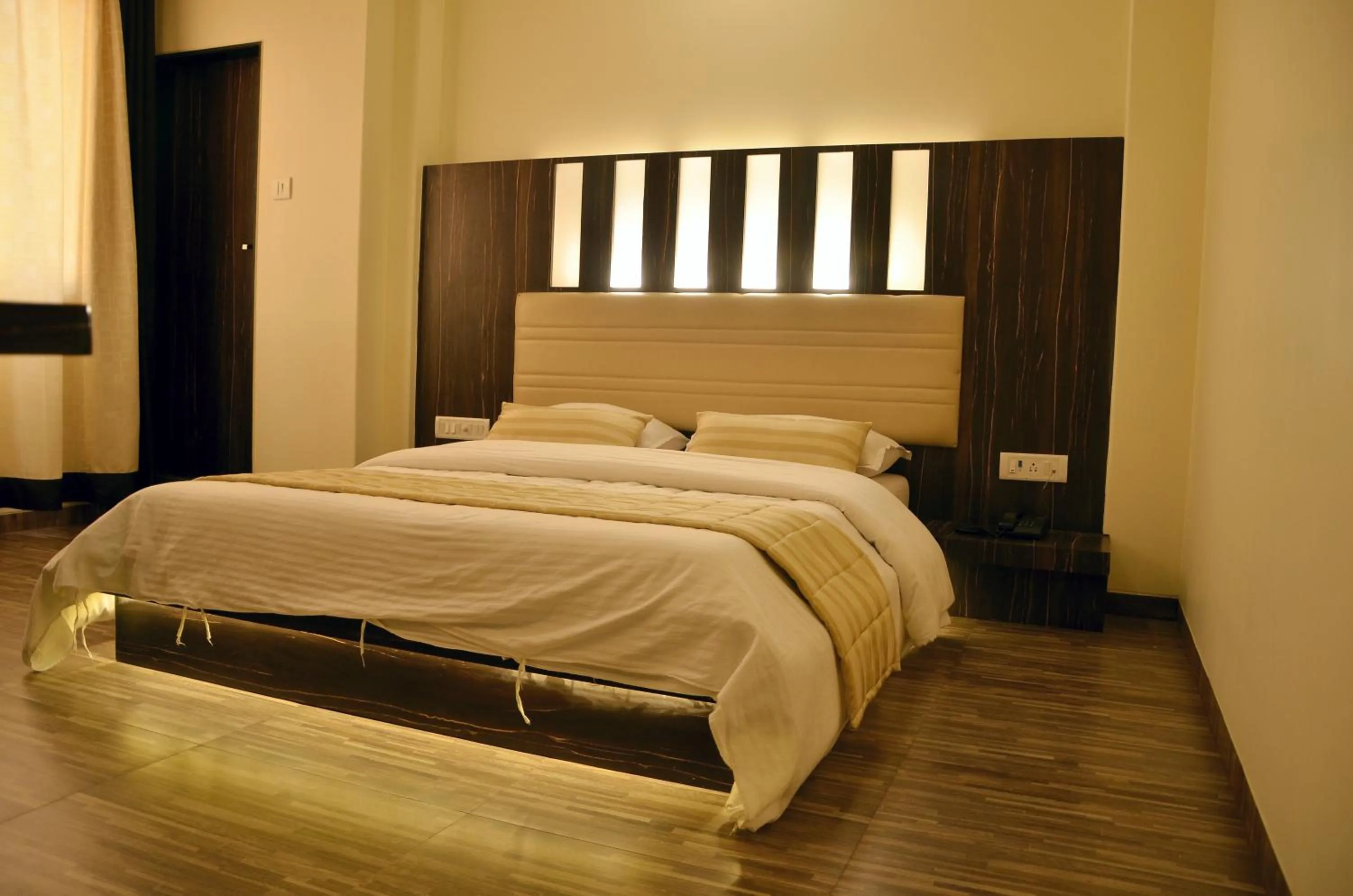 Photo of the whole room, Bed in Hotel Alka Residency