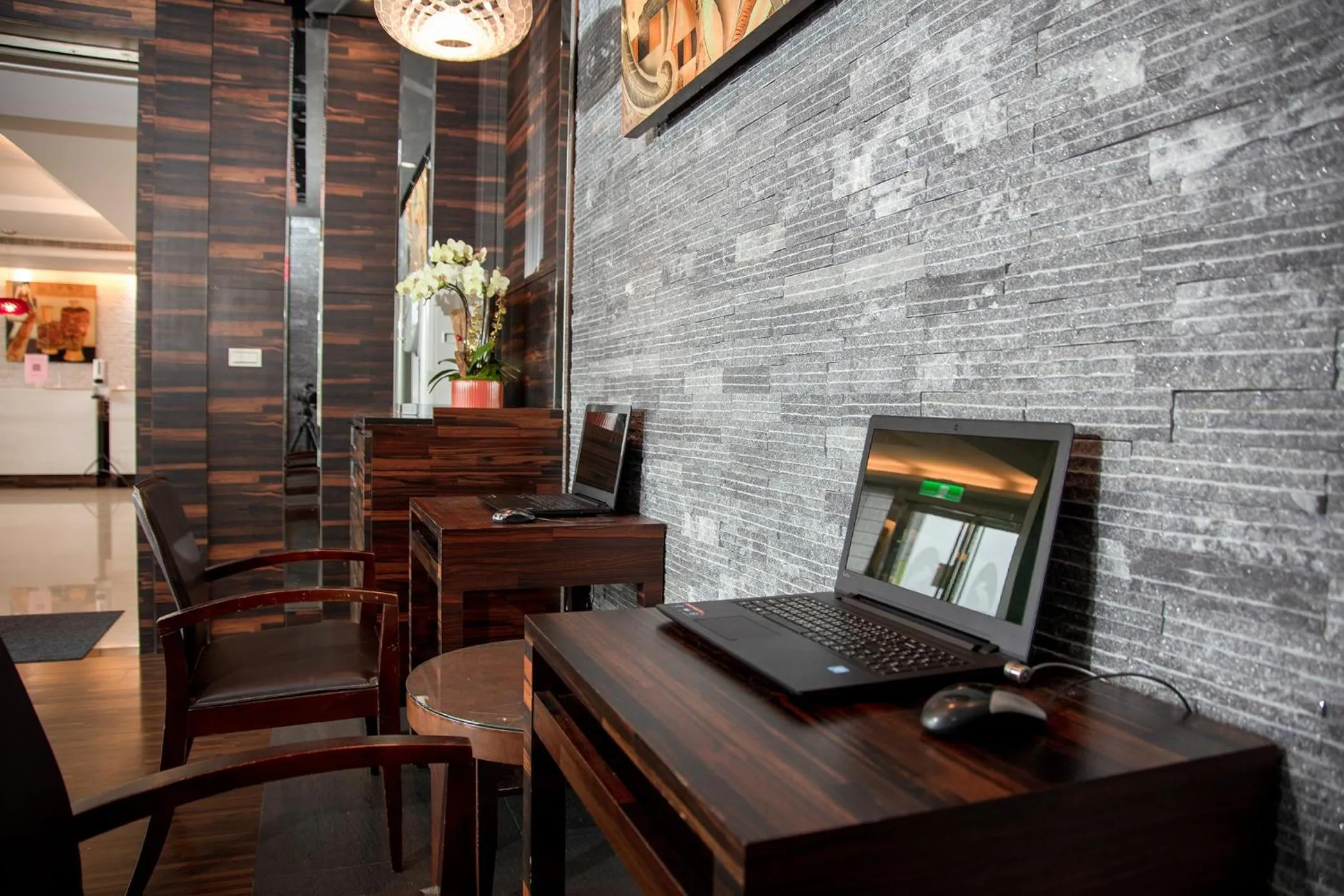 On-site shops in 觀海樓海景大飯店 Hotel Cloud Riverside